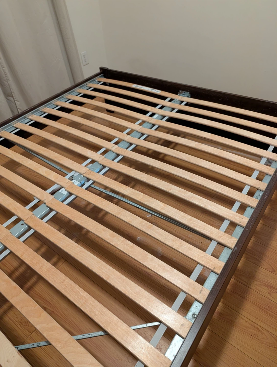 Dark Wood Queen Bed Frame with Slats - photo 3