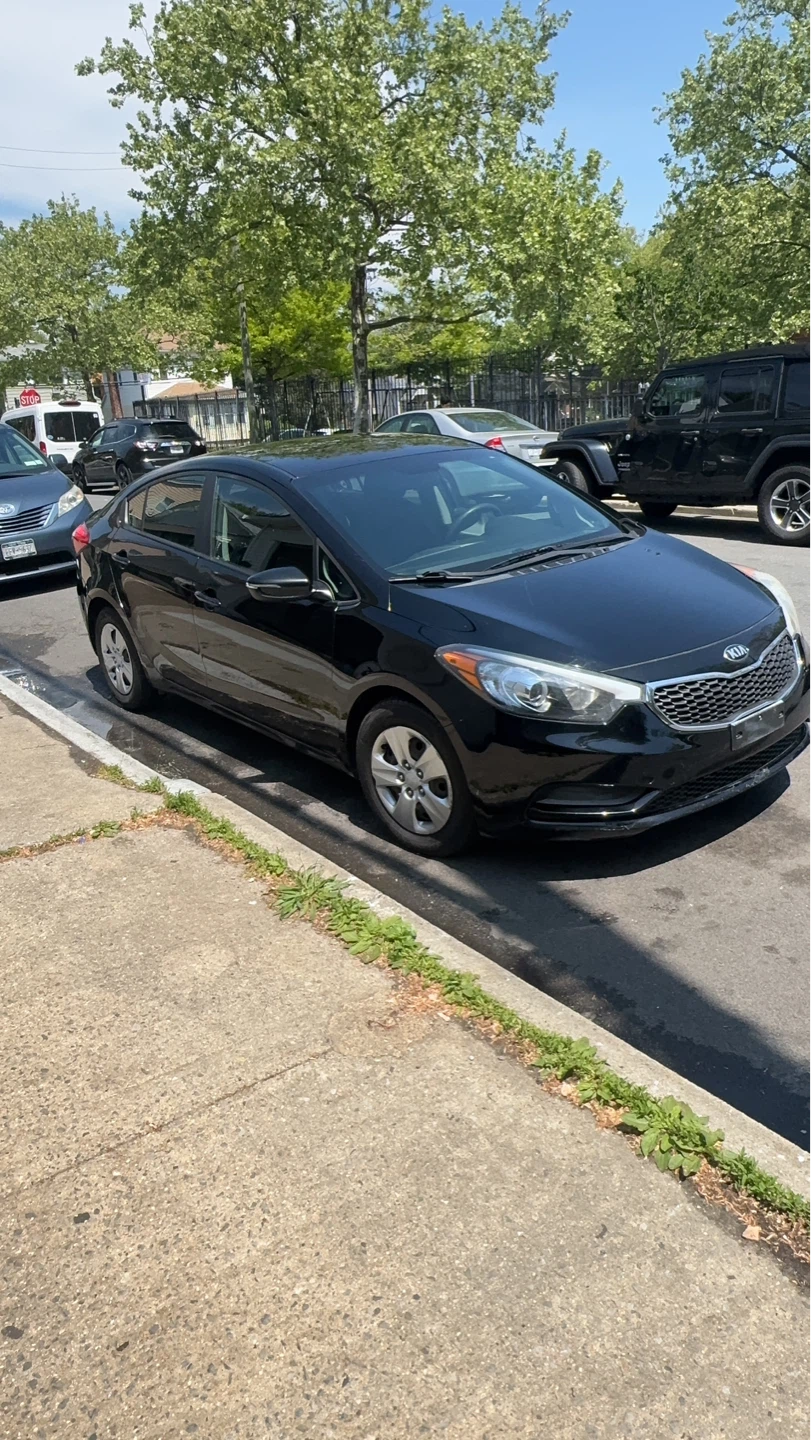 Black Kia Forte. Clean title - photo 5