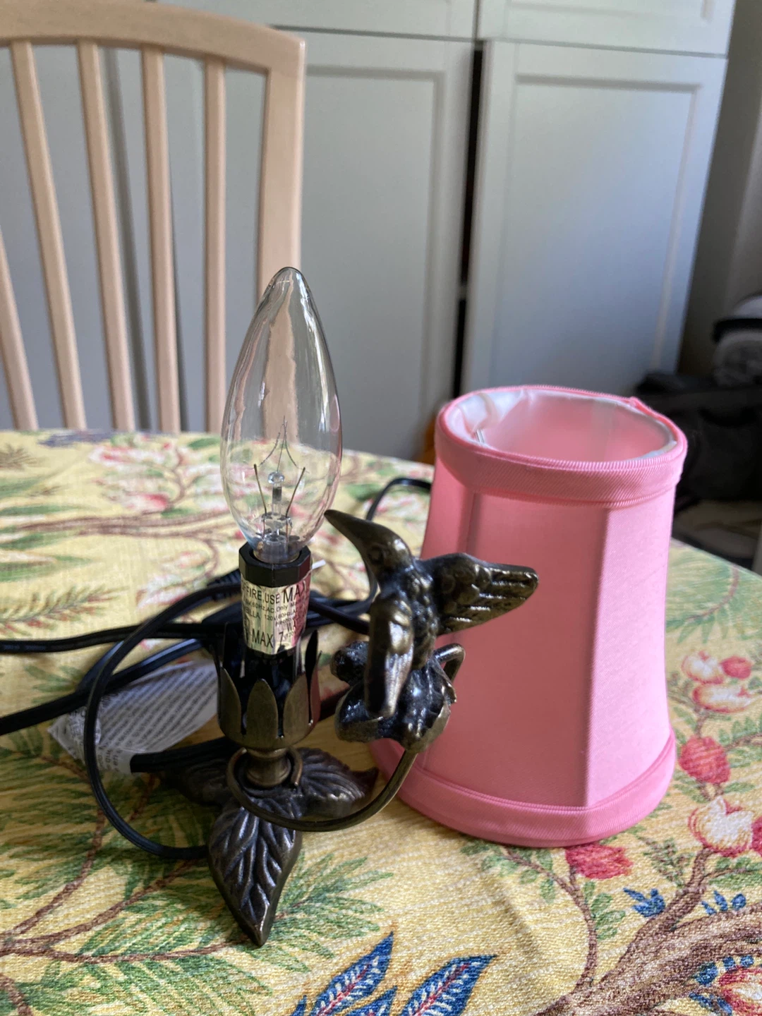 Table Lamp with Pink Shade and Bird Accent - photo 3
