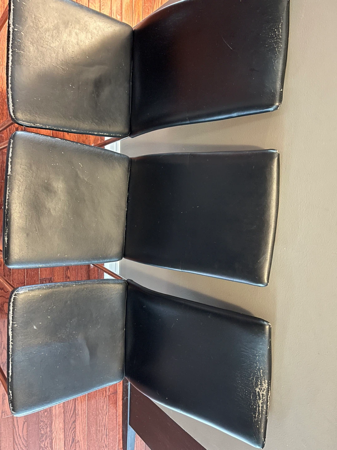 3 Chairs - photo 5