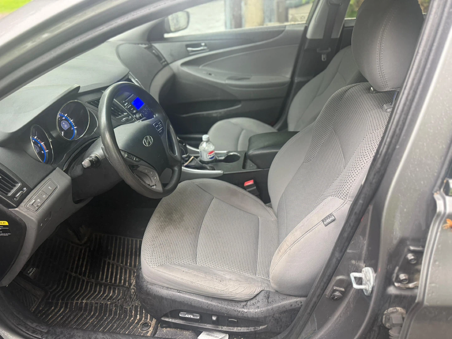 Gray Hyundai Sonata Sedan - photo 2