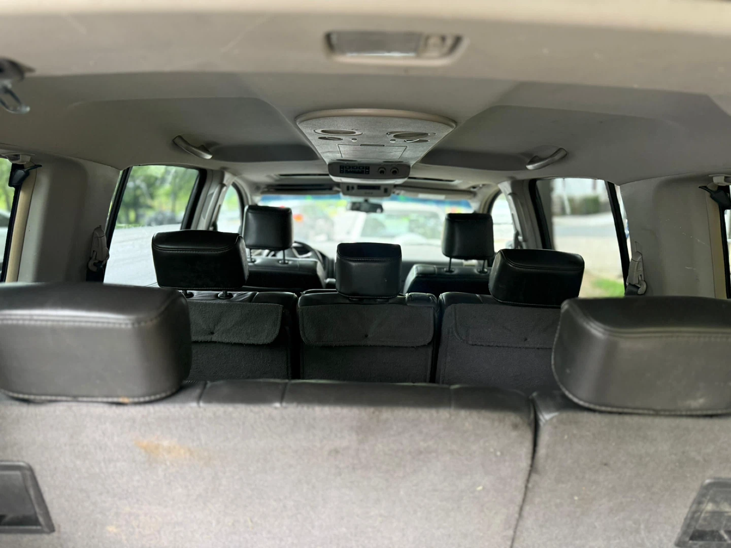 Silver Nissan Armada V8 SUV - photo 3