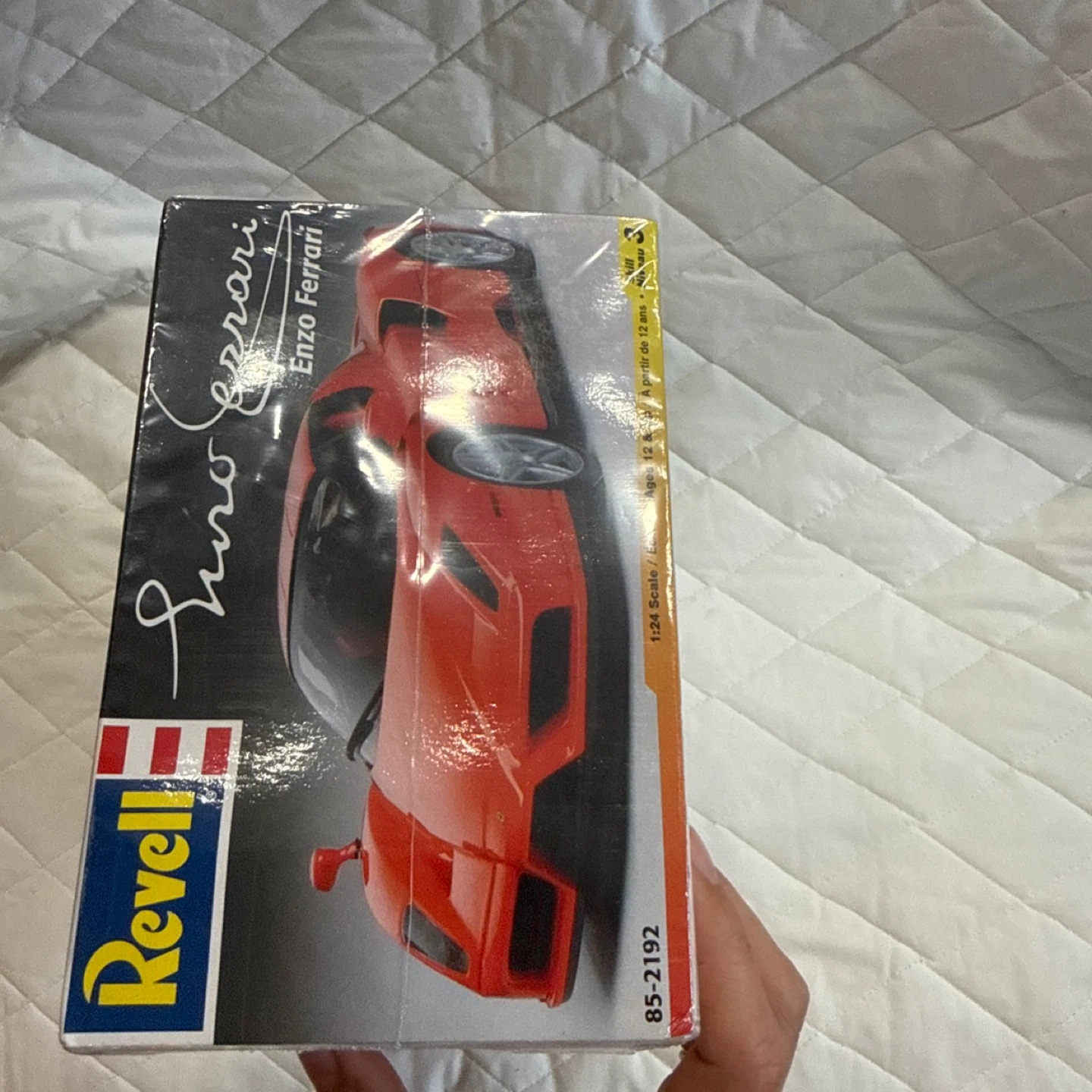 Revell Ferrari Enzo Ferrari Model Kit 1:24 Scale - photo 2