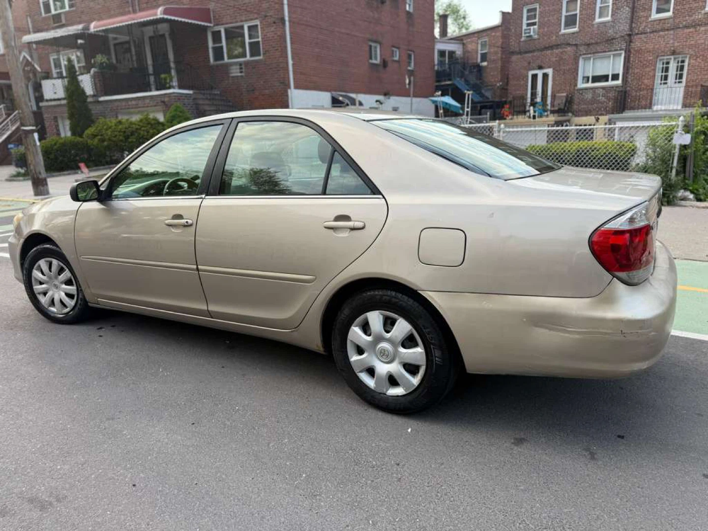 Toyota Camry 2005 Sedan - photo 3