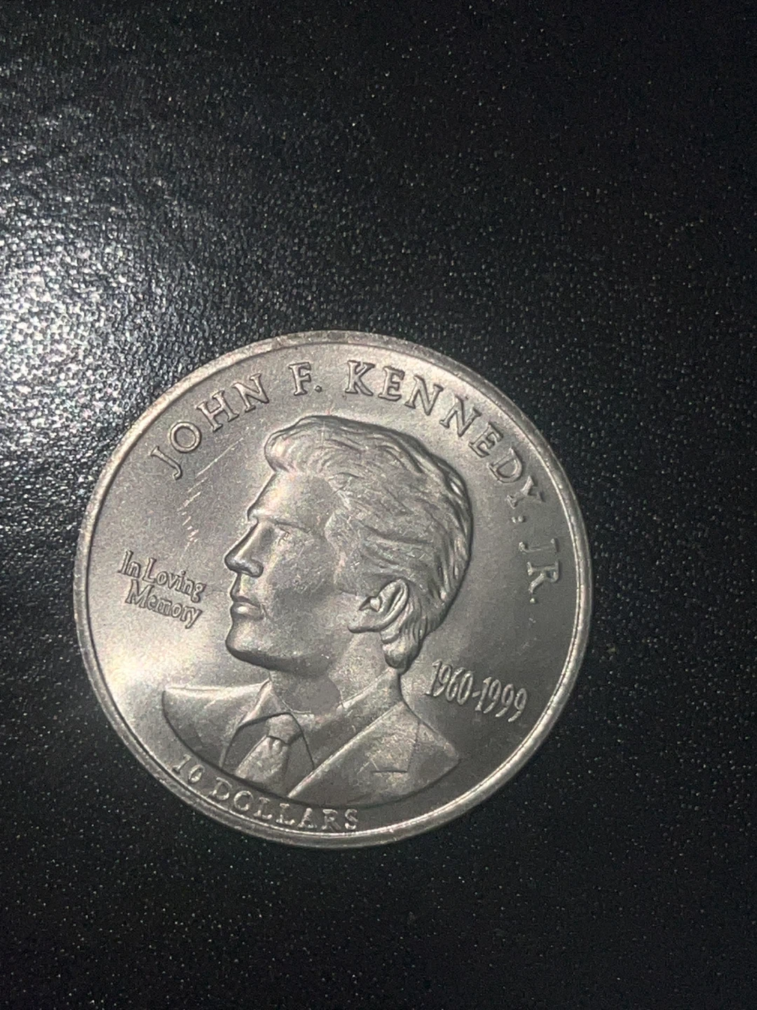 John F. Kennedy 1960-1999 Memorial Coin