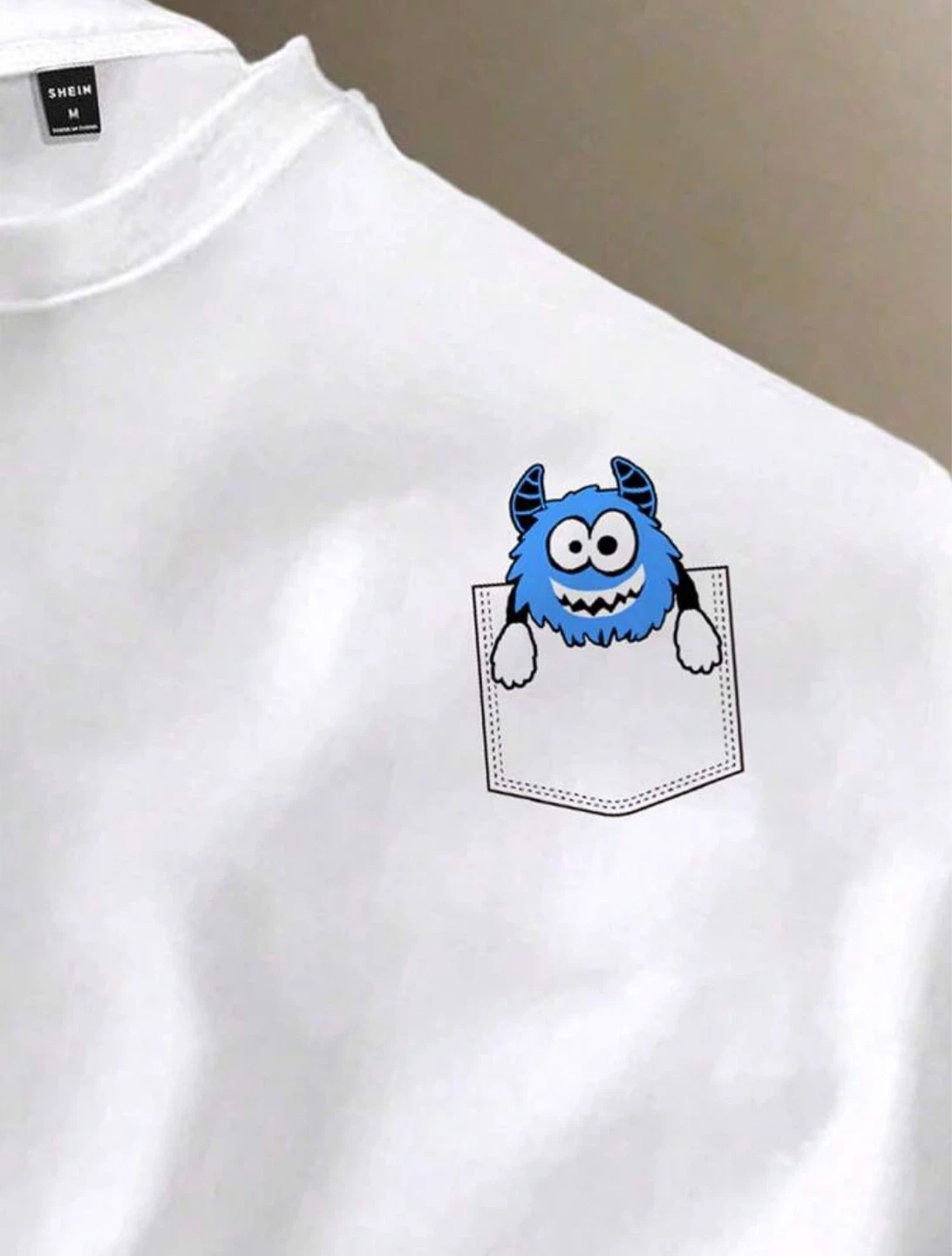 New white t-shirt size L monster Sally - photo 3