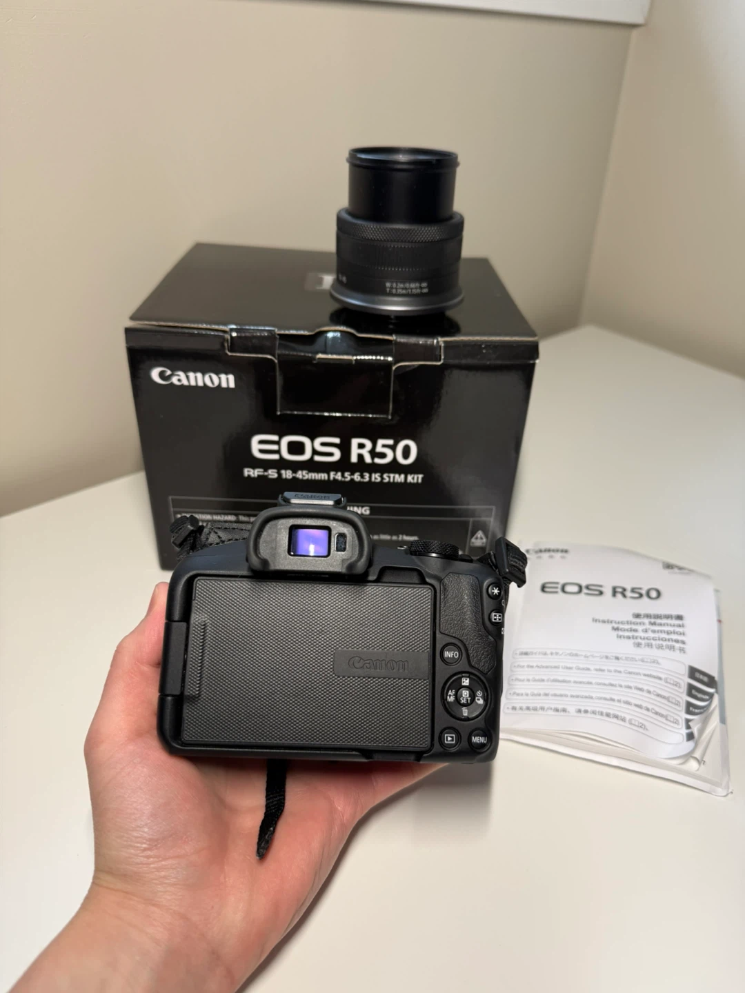 Canon EOS R50 RF-S 18-45mm F4.5-6.3 IS STM Kit Camera - photo 2