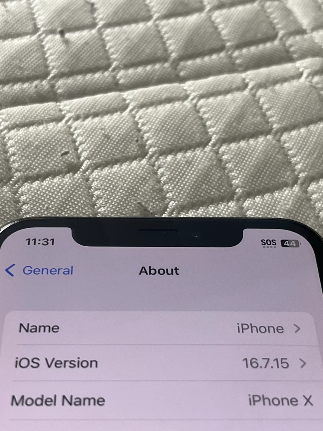 Apple iPhone X - photo 3