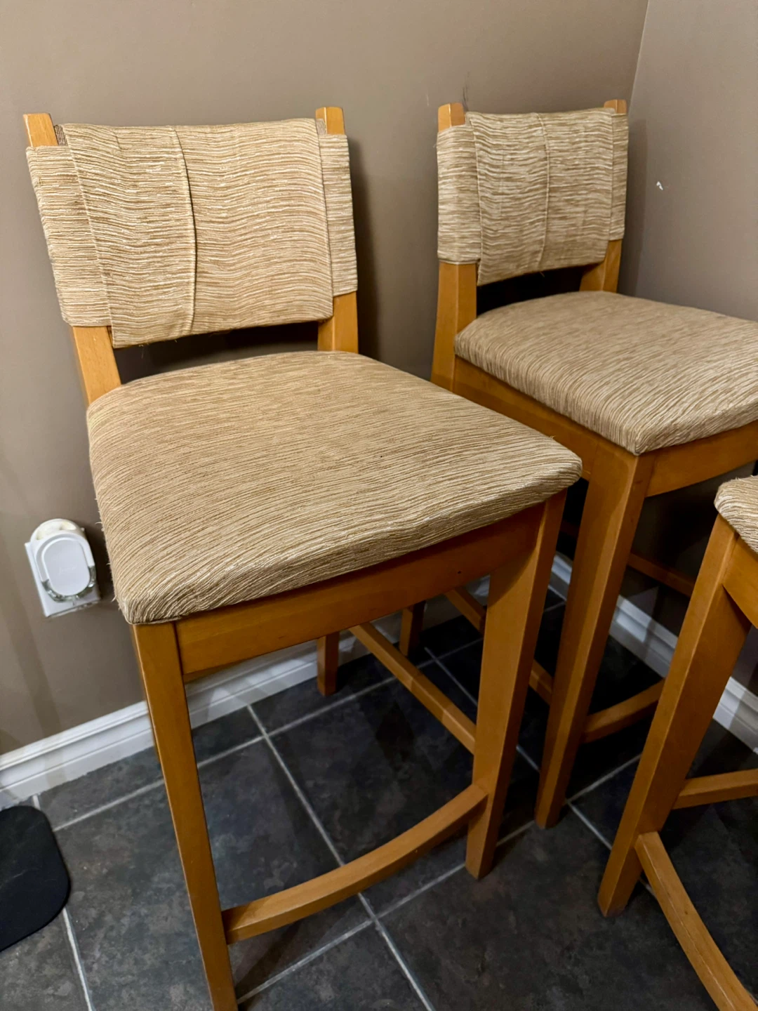 Set of 3 Counter Height Bar Stools - photo 2