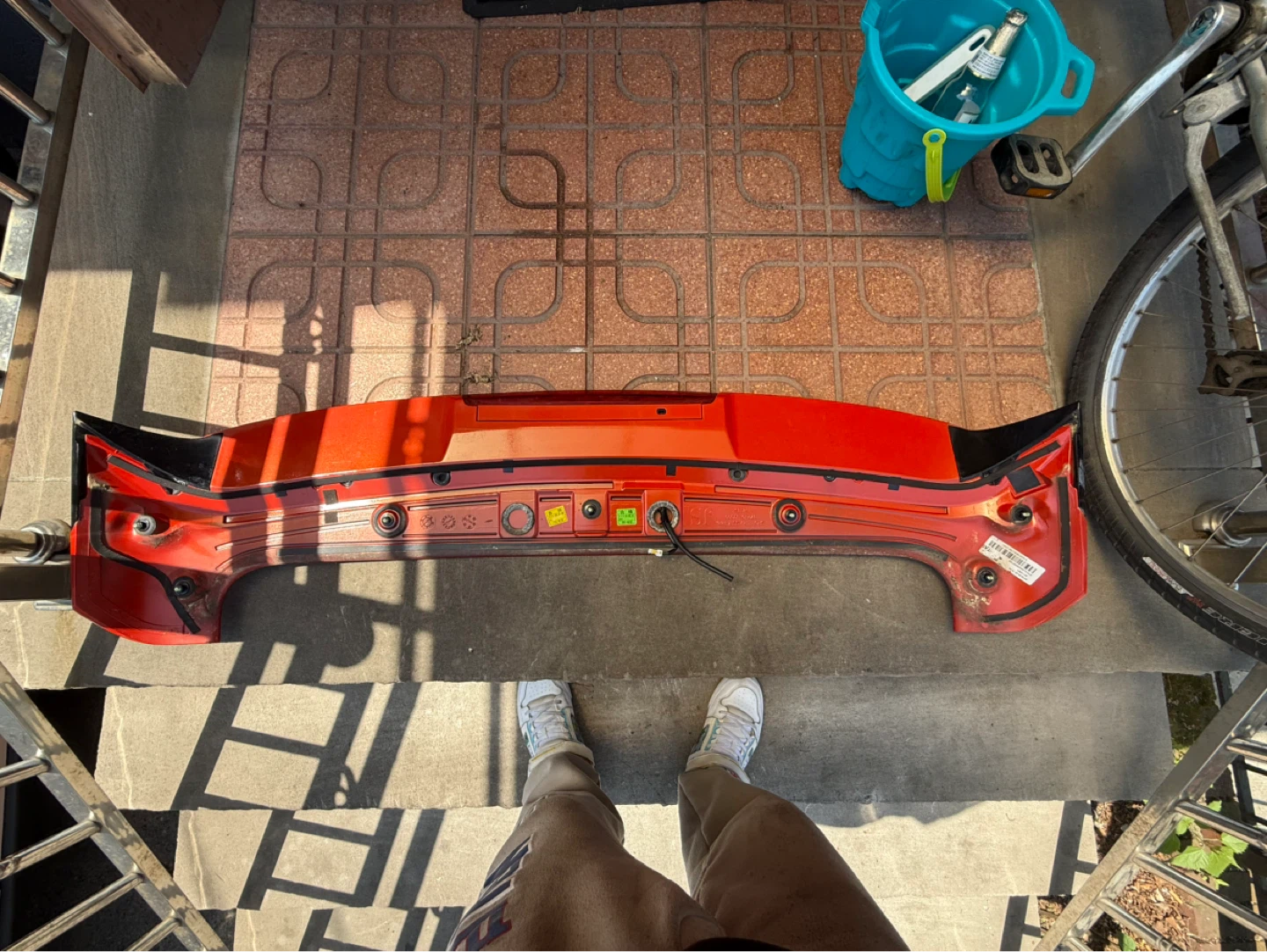 Car Spoiler with Integrated Brake Light