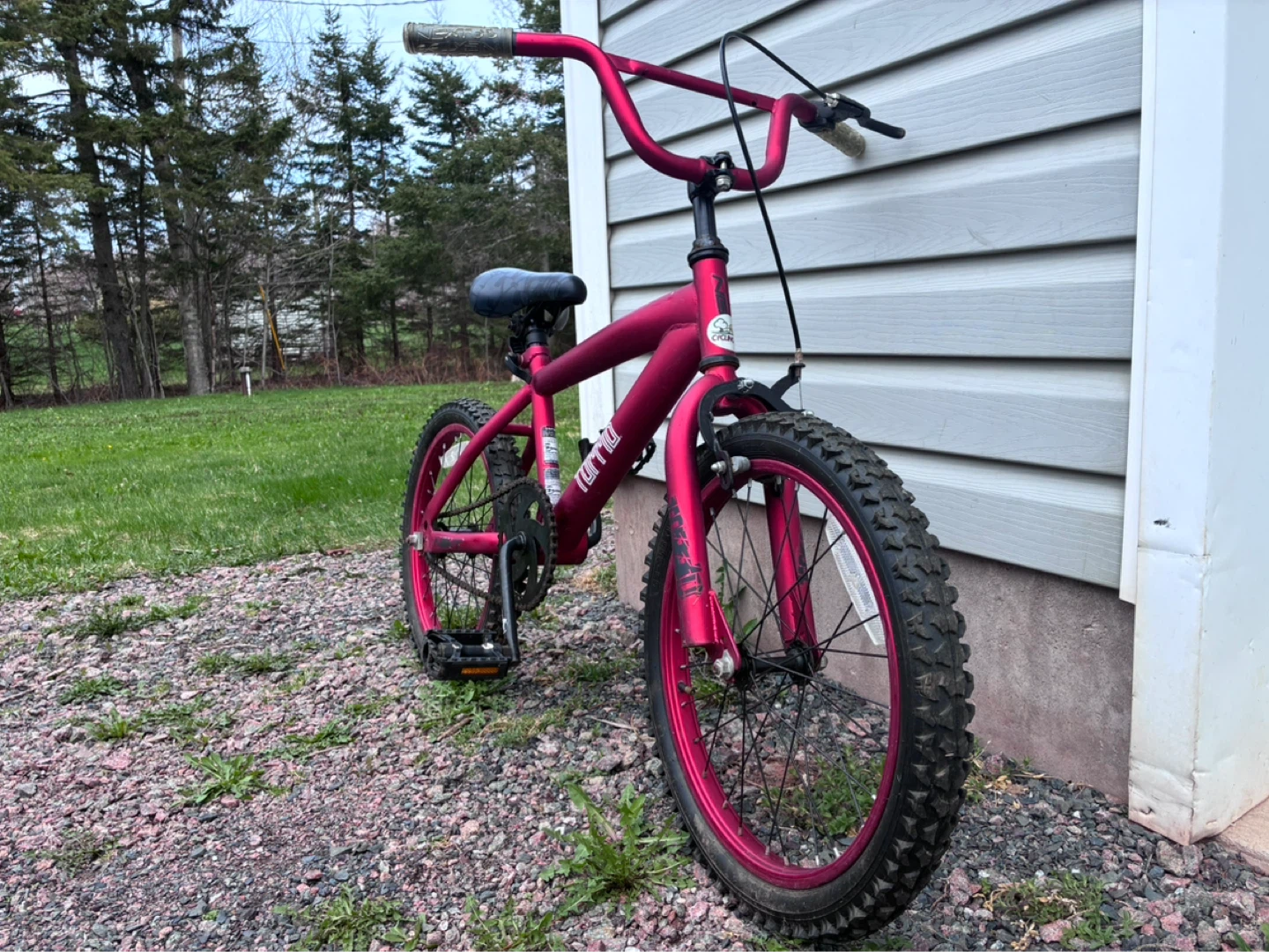 Red bmx style Kids Bike - photo 3