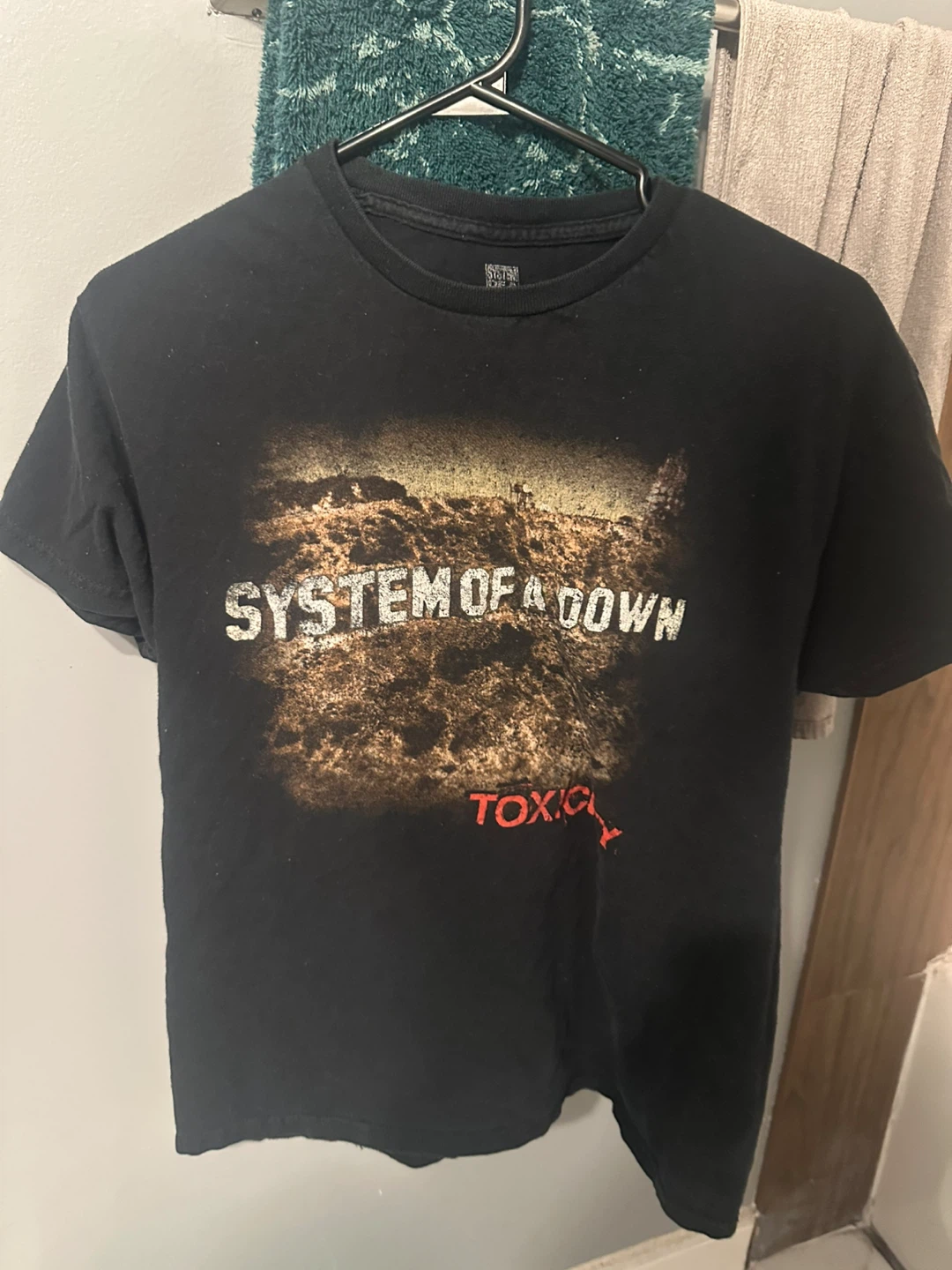Size Medium System of a Down Toxicity T-Shirt