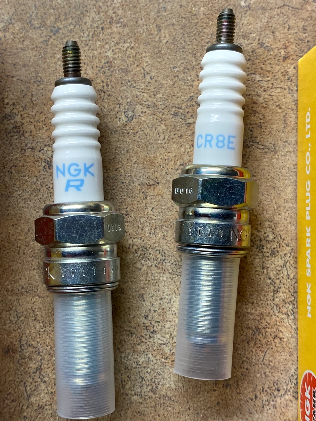 NGK CR8E 1275 Spark Plugs - Set of 2 - photo 5