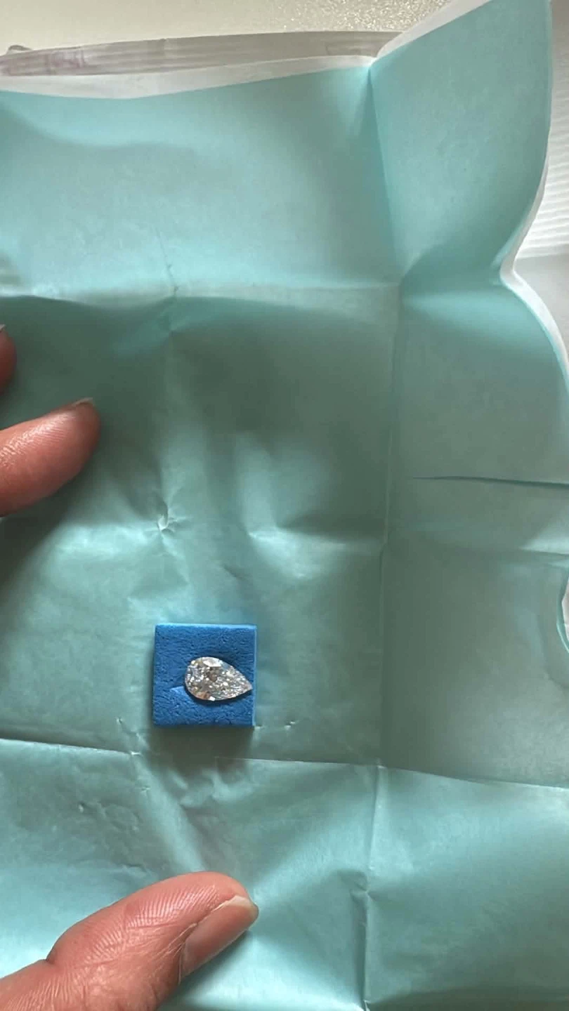 Lab grown Pear Cut Diamond 2.05 ct - photo 2