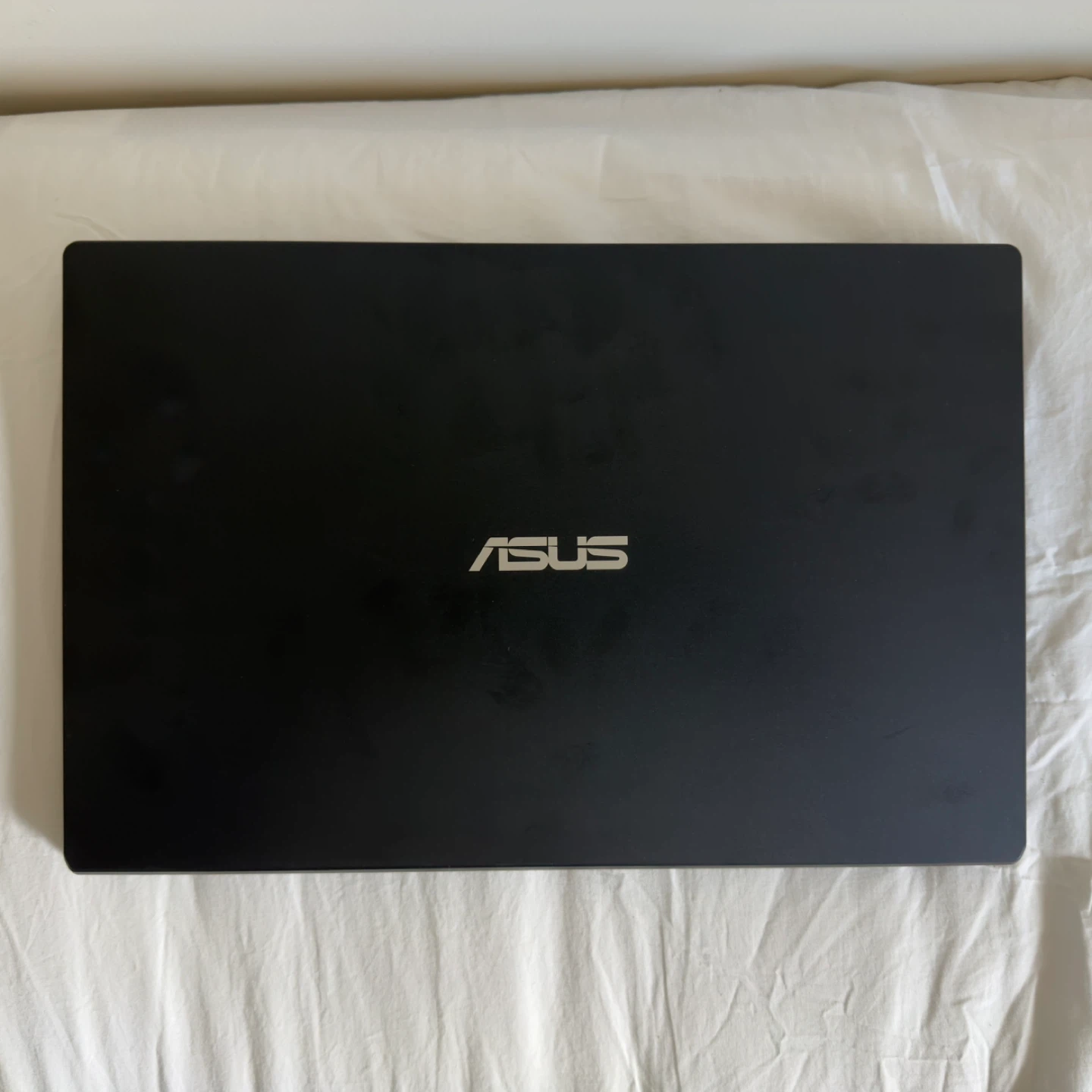 ASUS VivoBook E510MAB 15.6” Laptop 4GB/128GB + Charger - photo 3