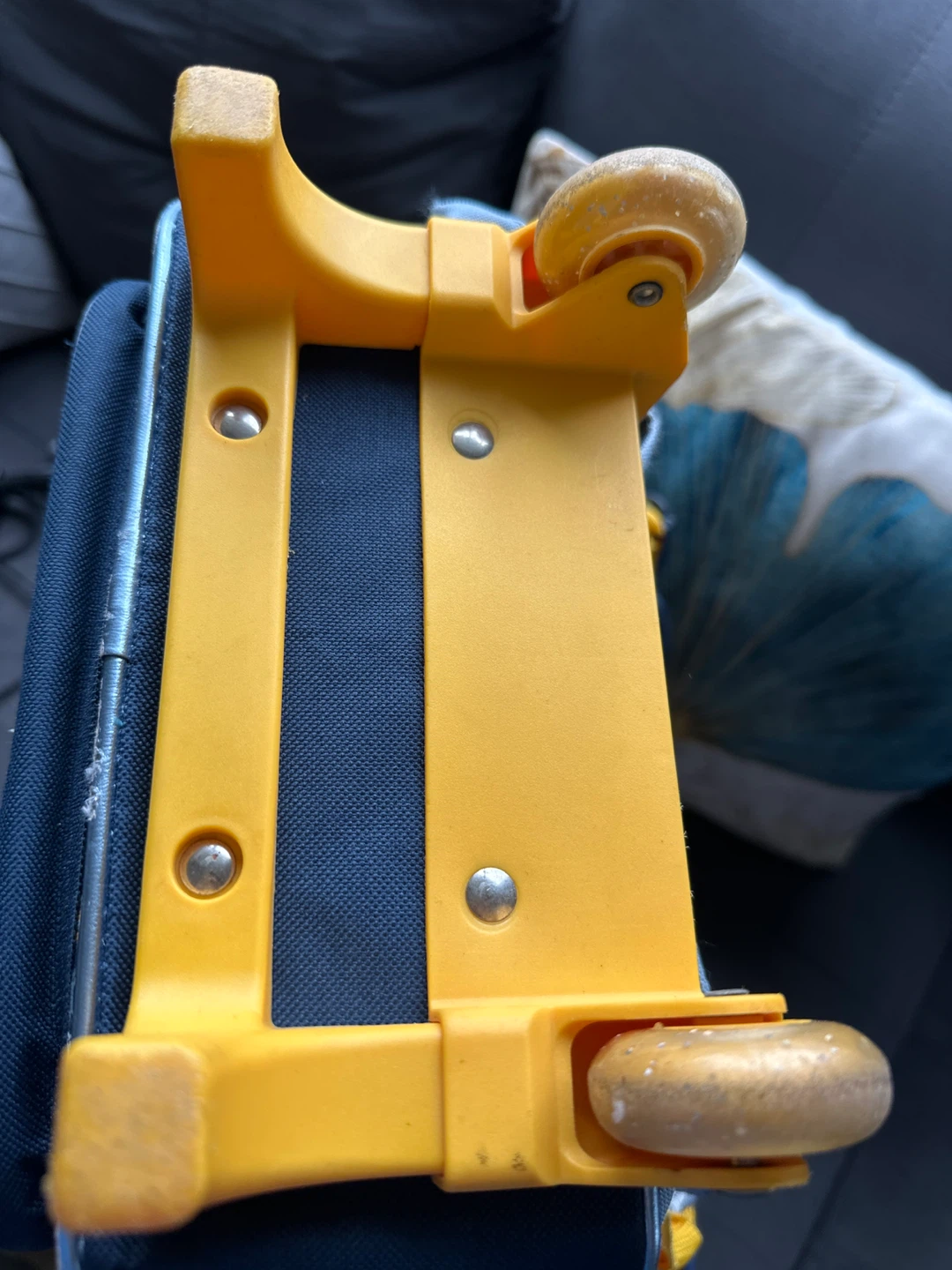 The Secret Life of Pets Max Rolling Backpack - photo 3