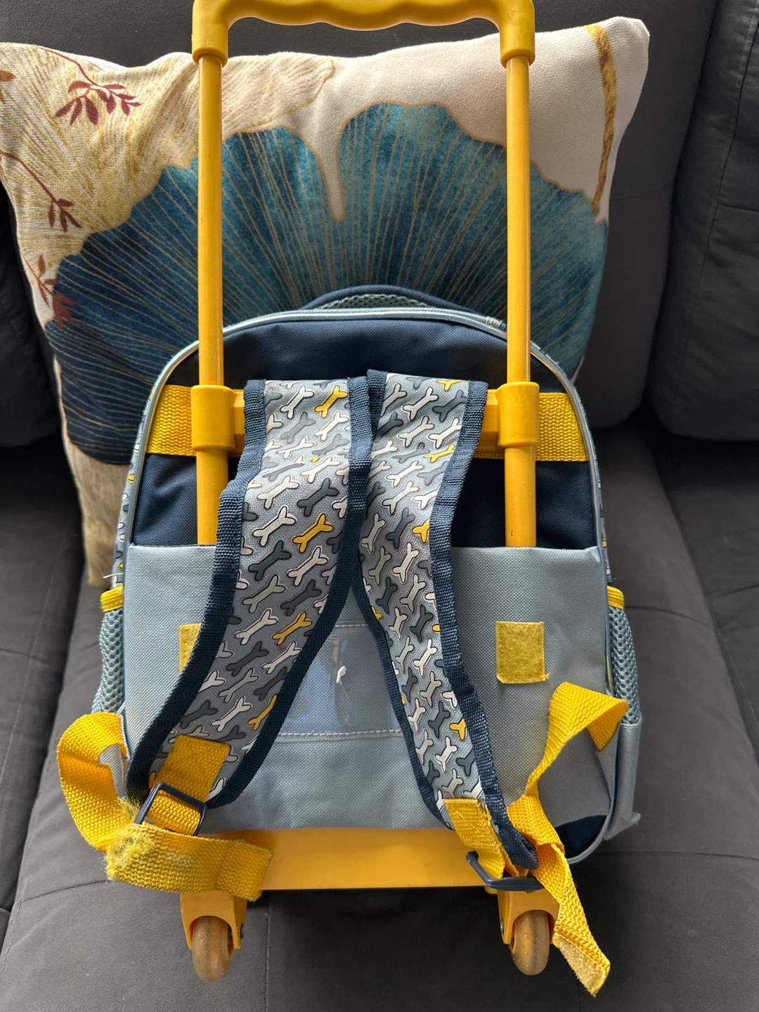 The Secret Life of Pets Max Rolling Backpack - photo 2
