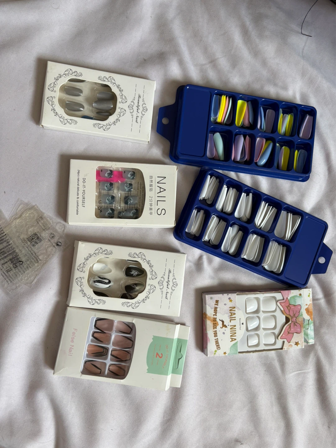Assorted False Nail Sets