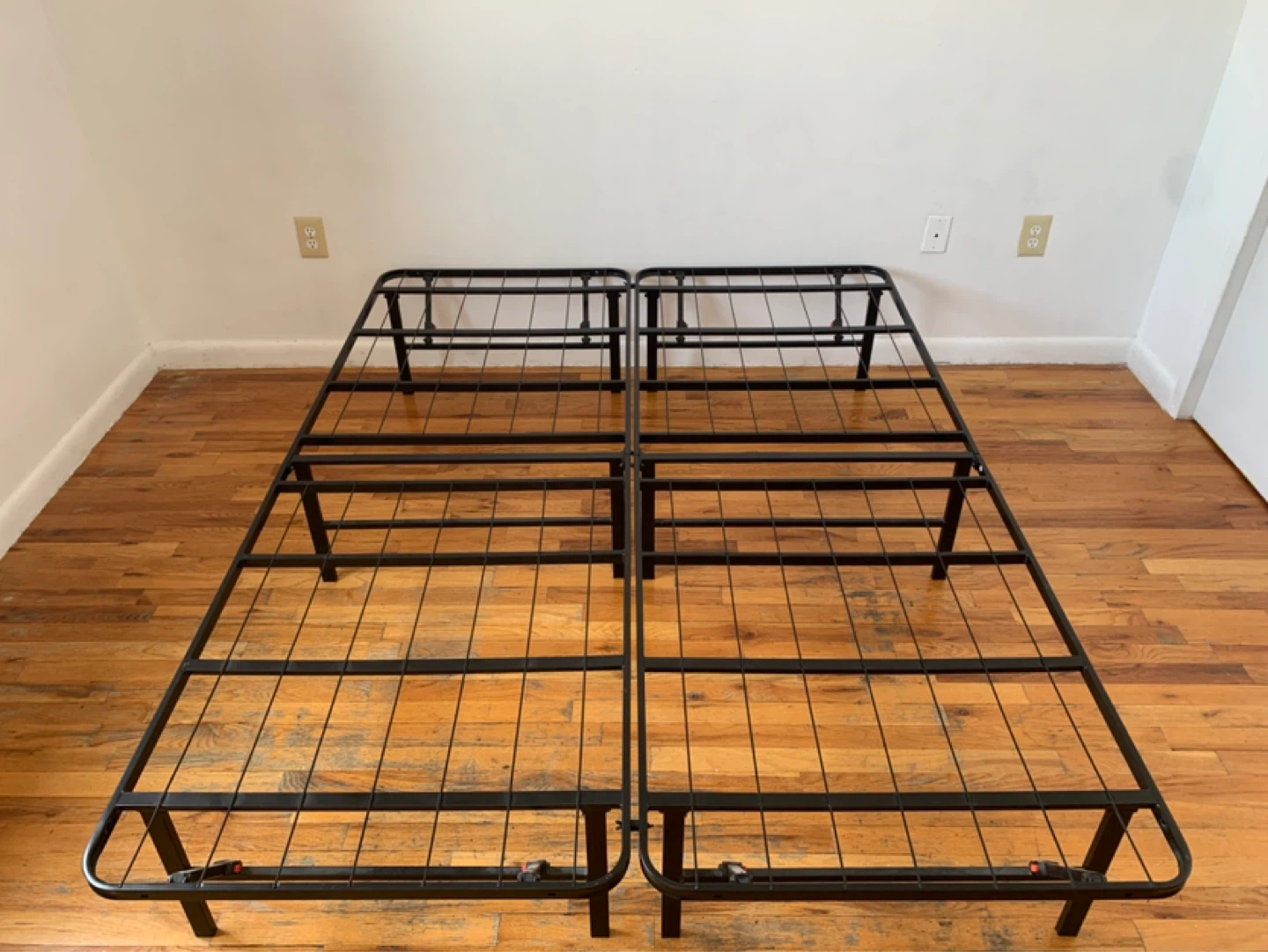 Queen or Twin Bed Frames - photo 3