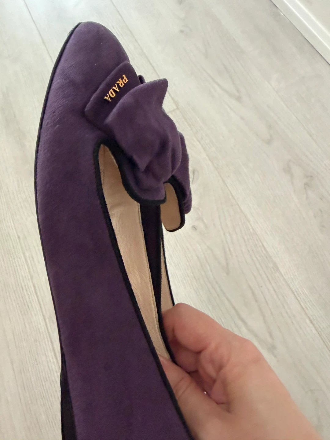 Prada Purple Suede Bow Detail Flats Size 38.5 - photo 3