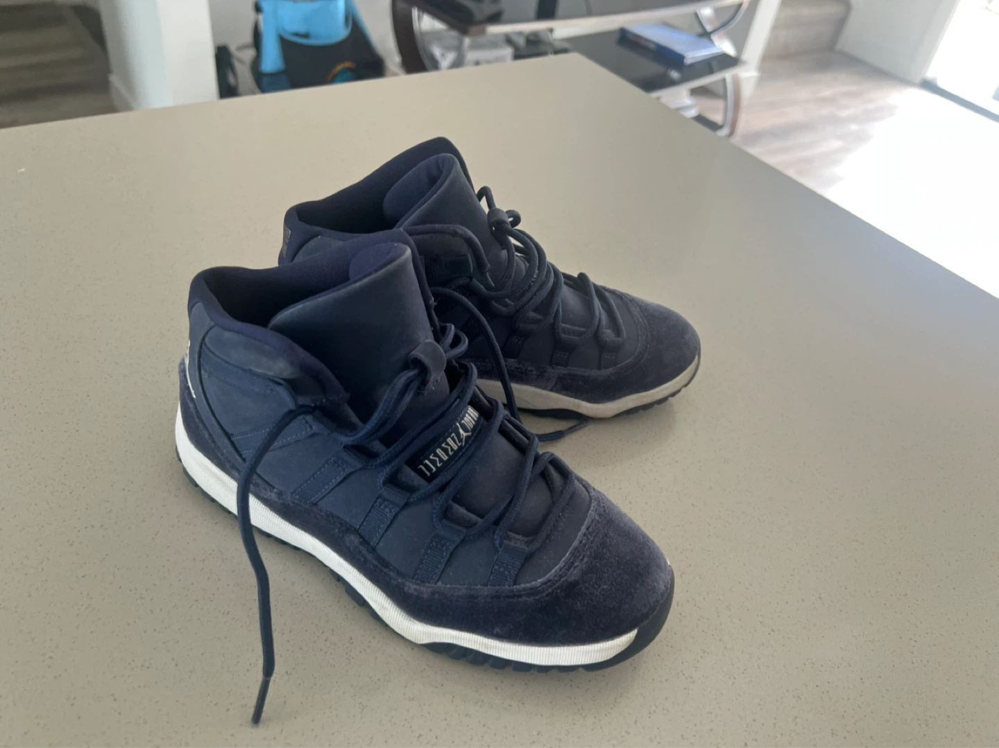 Air Jordan 11 Retro "Velvet" Navy - photo 4