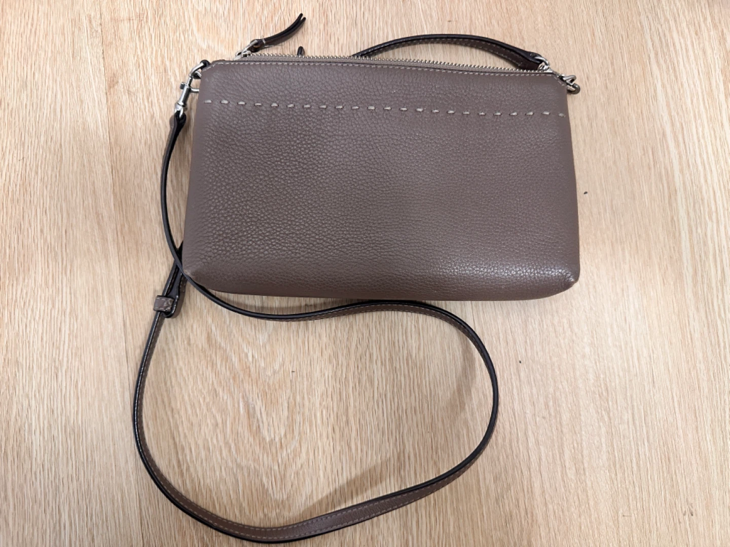 Tory Burch Taupe Leather Crossbody Bag - photo 5