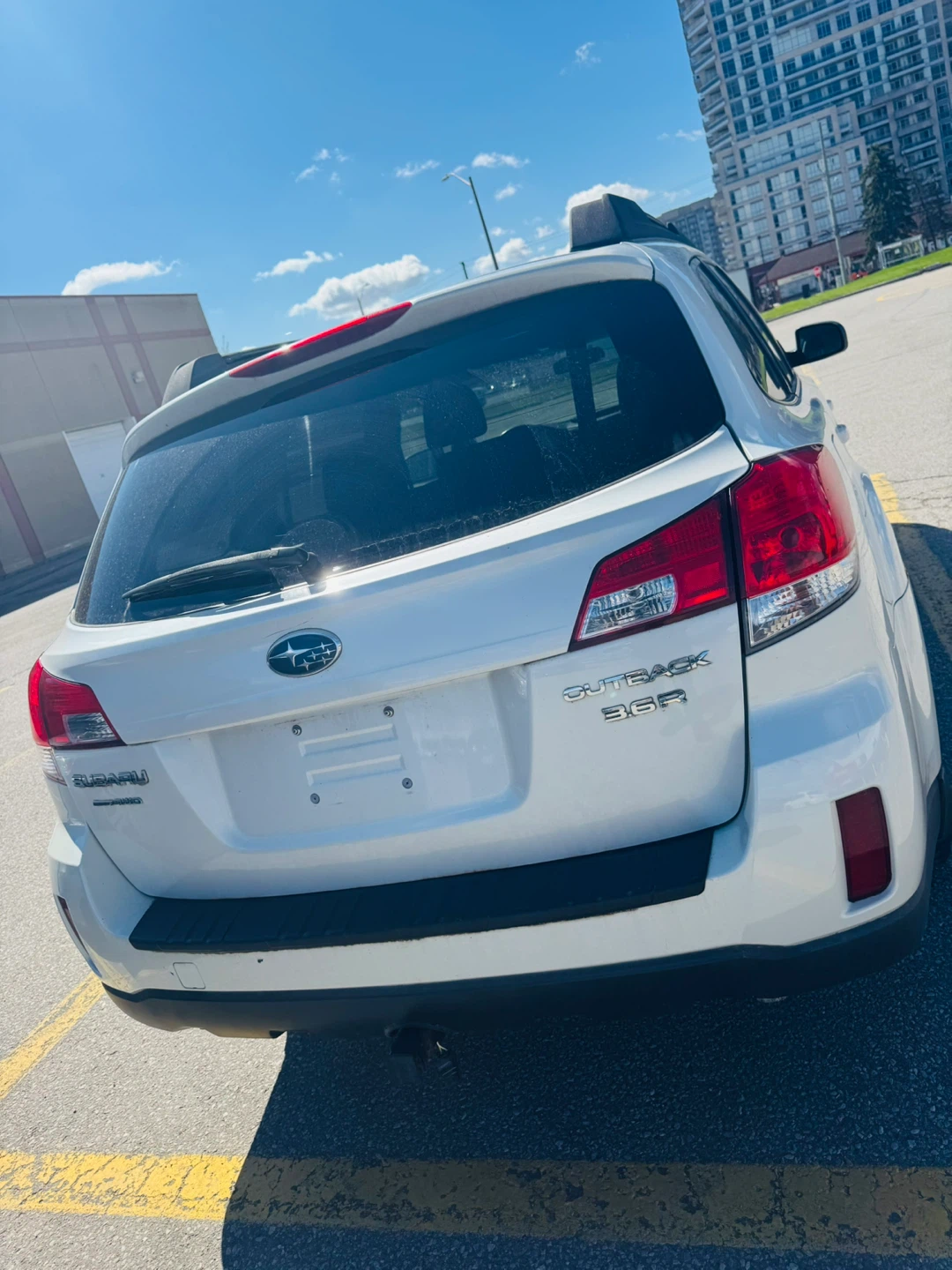 2012 Subaru Outback 2.5i AWD ( LOW KM ) - photo 5