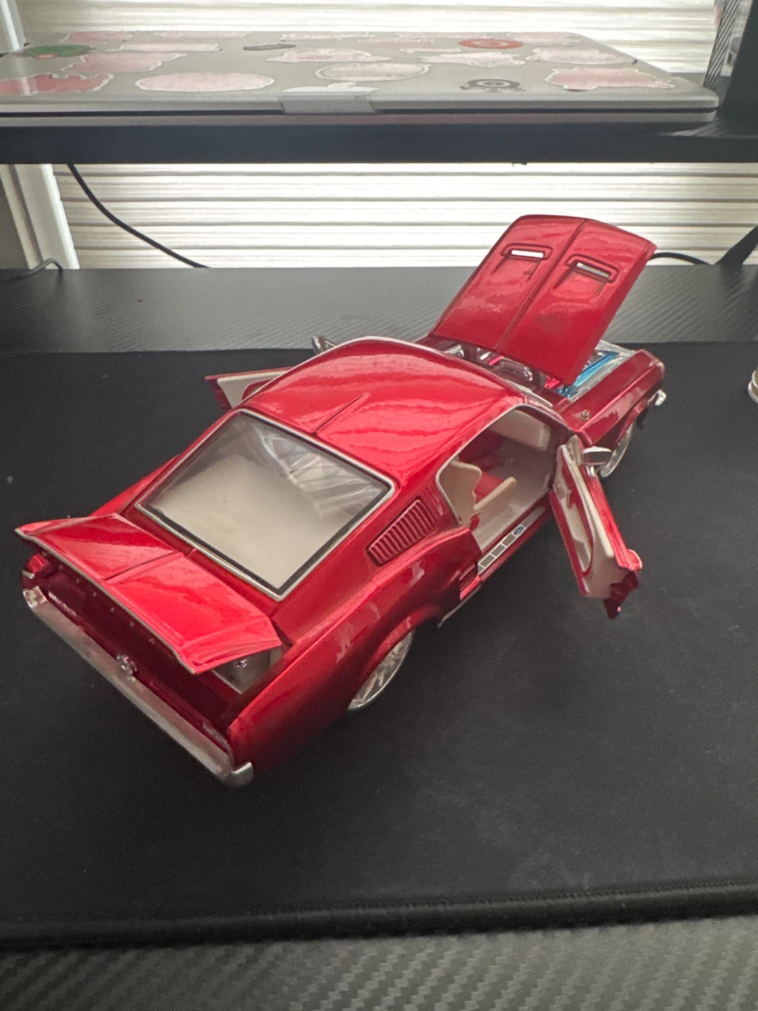 Red Ford Mustang GTA Model Car - photo 4