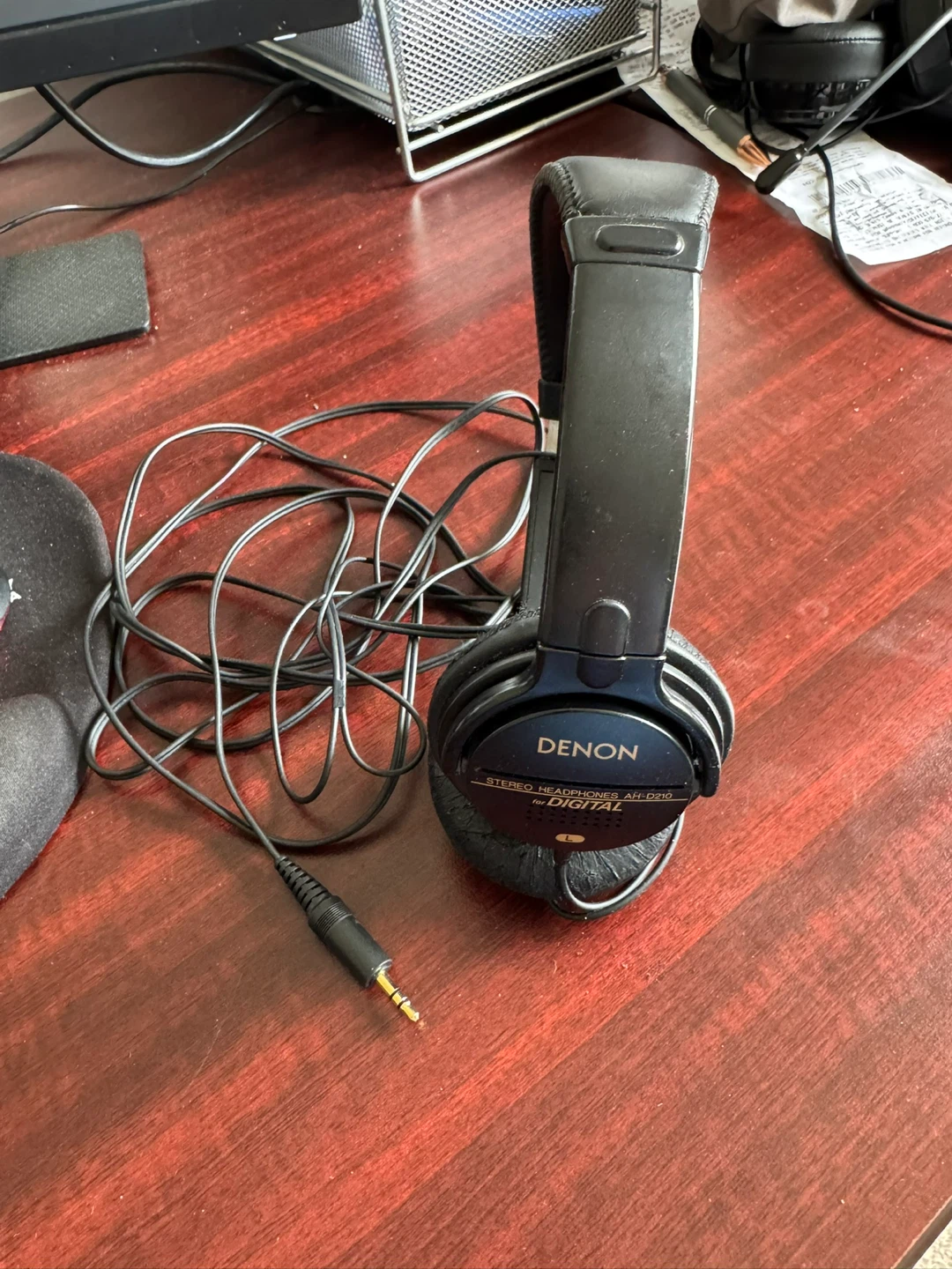 Denon Stereo Headphones AH-D2000