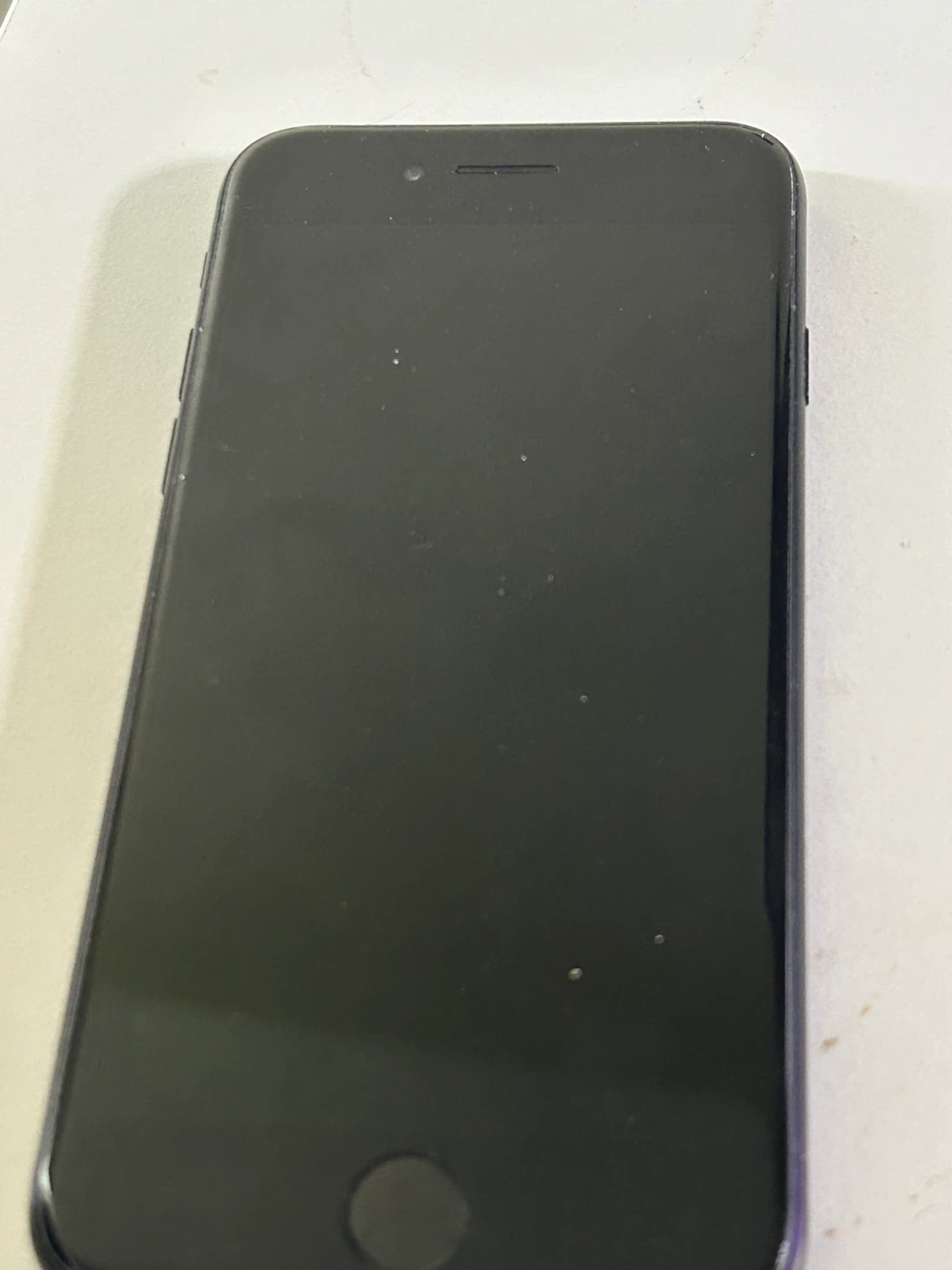 Apple iPhone SE 2 64 gb needs battery - photo 2