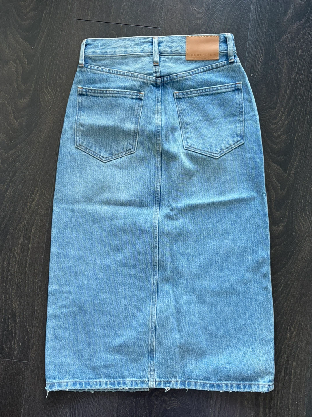 Aritzia Denim Forum Wash Denim Midi Skirt 23 - photo 2