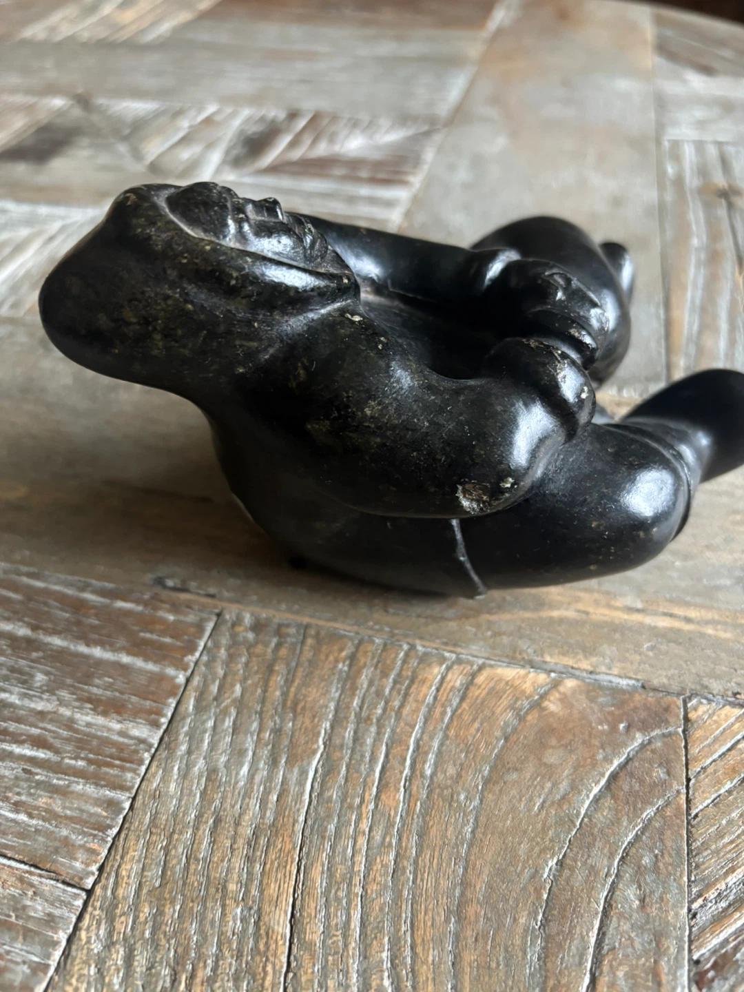 Inuit carving by Jobie Inukpuk - photo 4