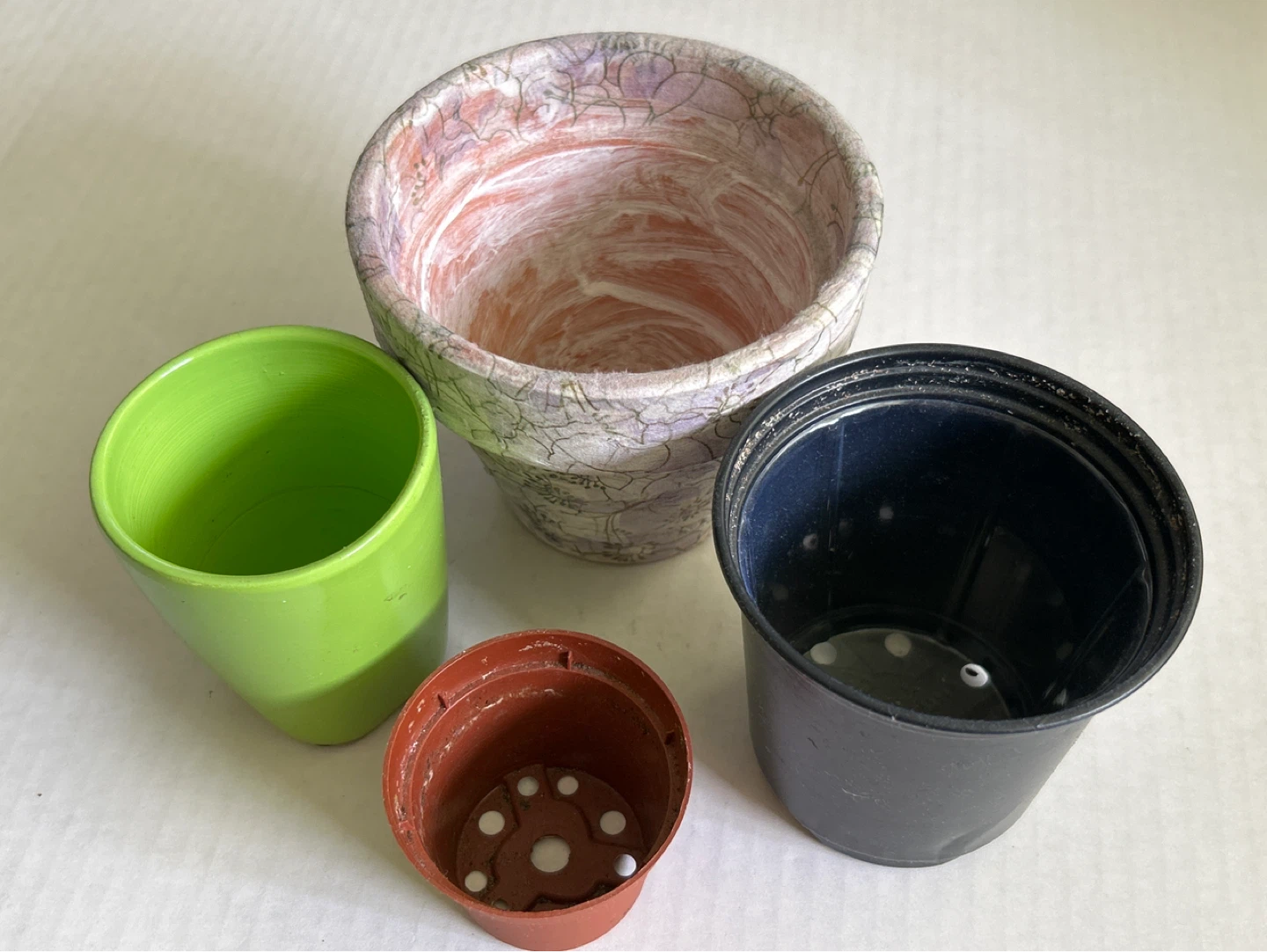 Set of 4 assorted planters/pots - photo 3