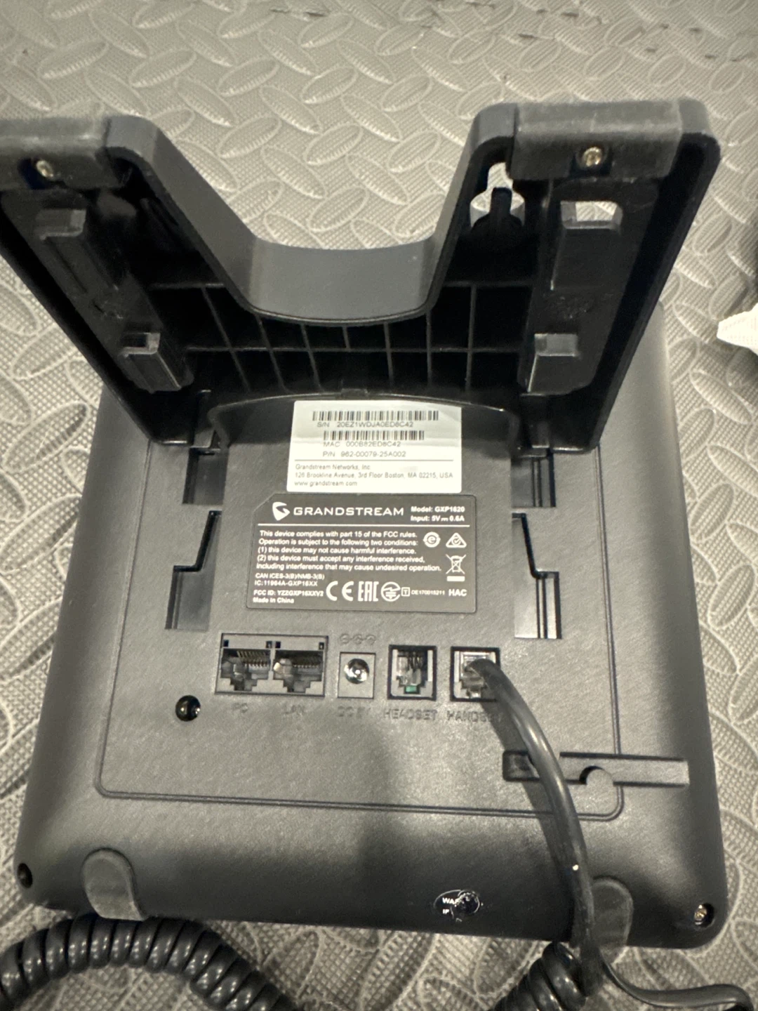 Grandstream GXP1610 IP Phone - photo 3