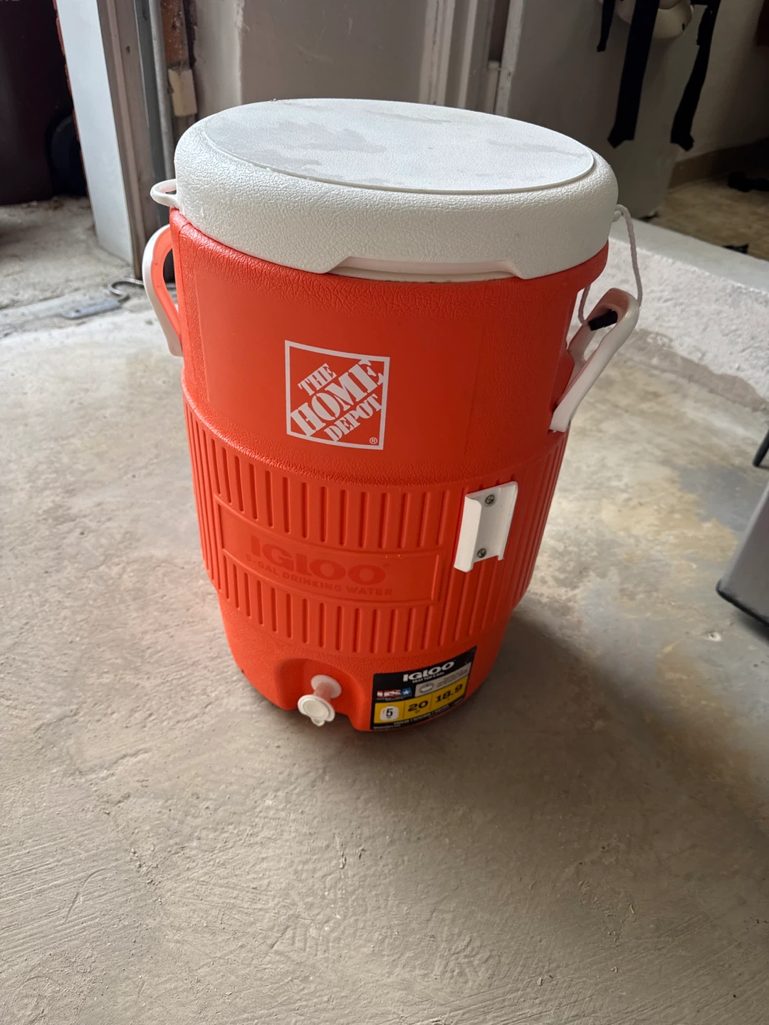 Igloo 5 Gallon Water Cooler
