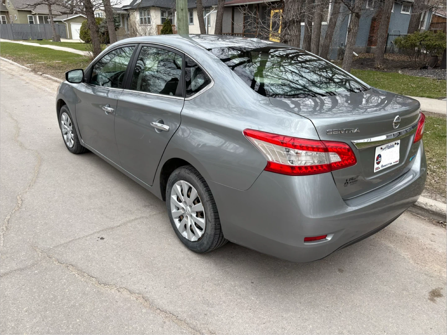Nissan Sentra SV Sedan - photo 2