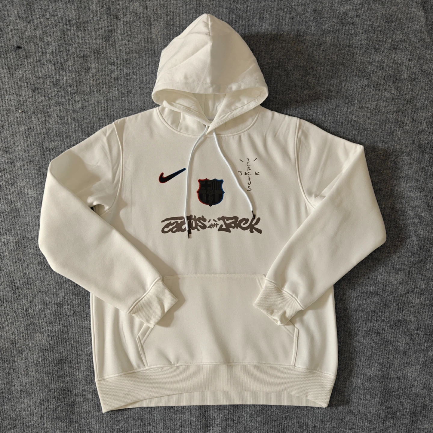 Nike x Travis Scott "Cactus Jack" Hoodie - photo 2