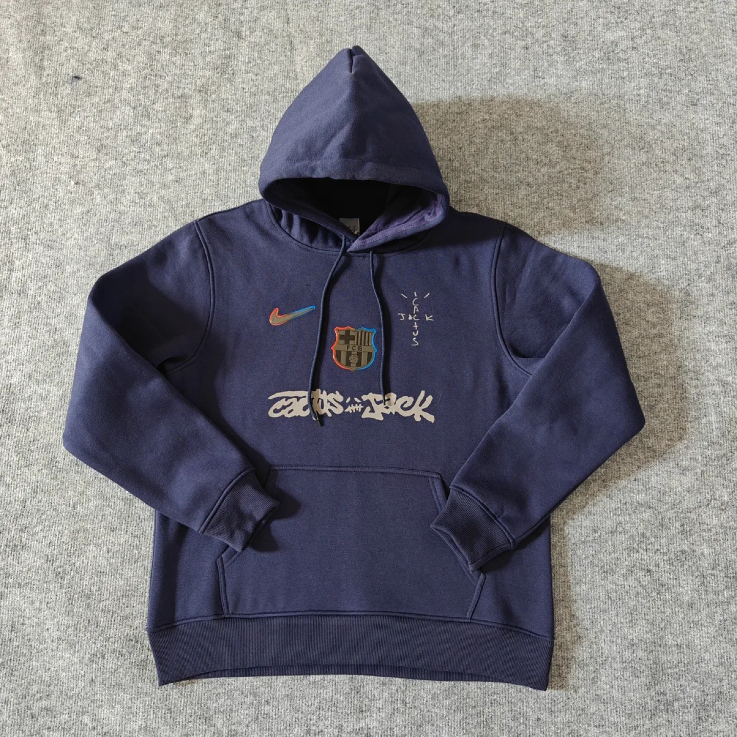 Nike x Travis Scott "Cactus Jack" Hoodie - photo 3