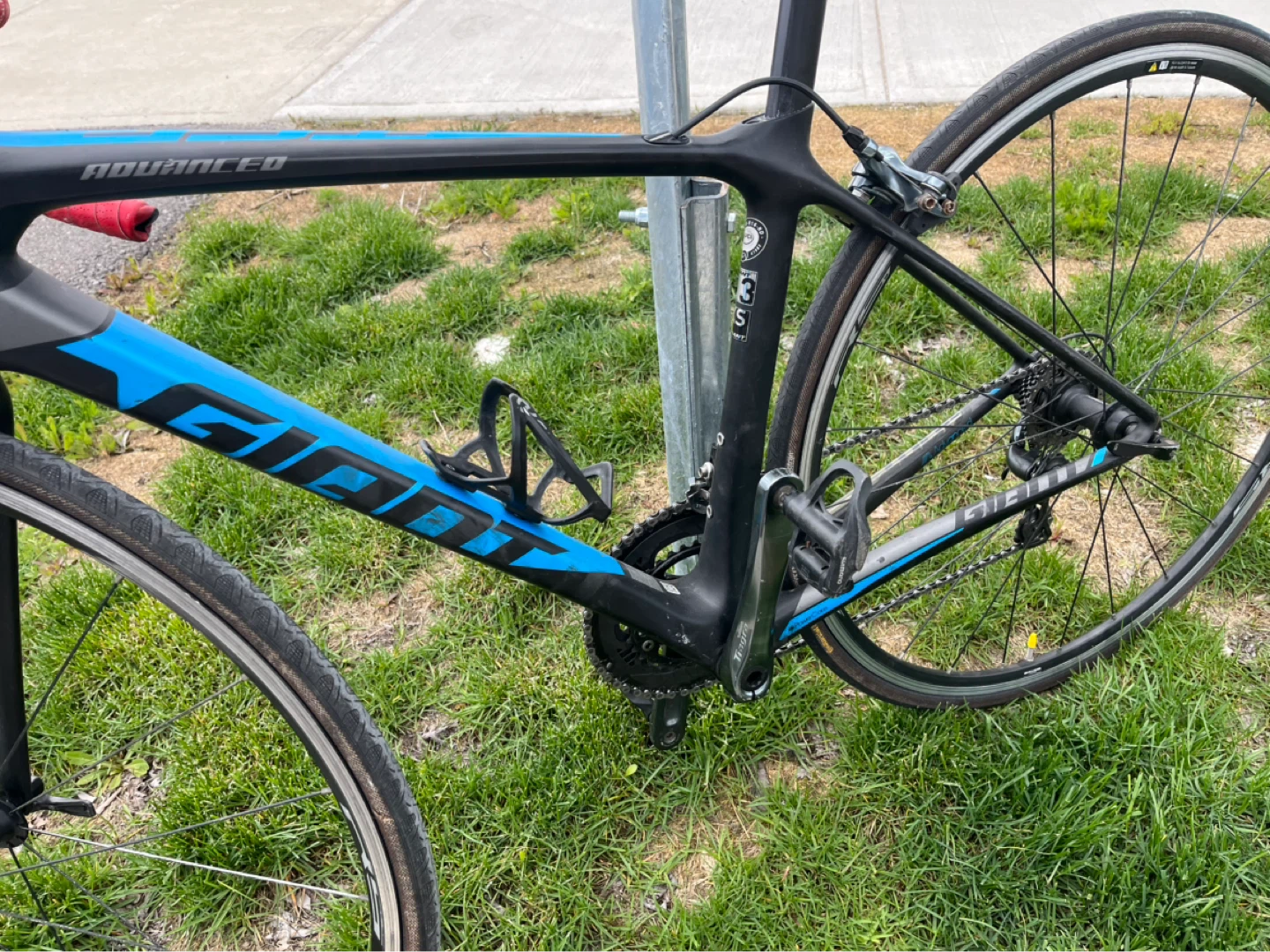 Giant Advanced Road Bike - photo 2