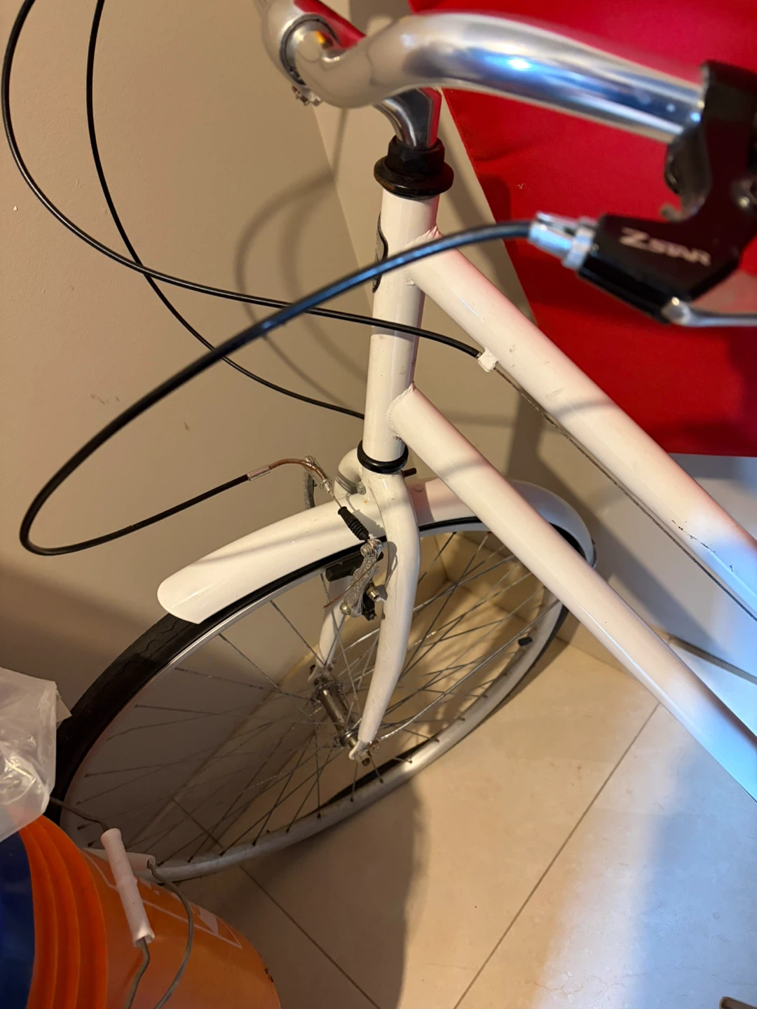 White Cruiser Bicycle - photo 2
