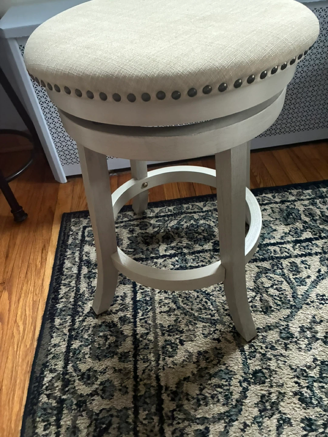 Swivel Bar Stool - photo 3