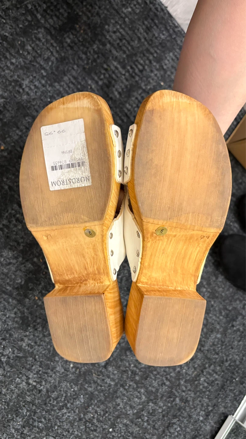 Steve Madden White Clog Sandals - photo 3