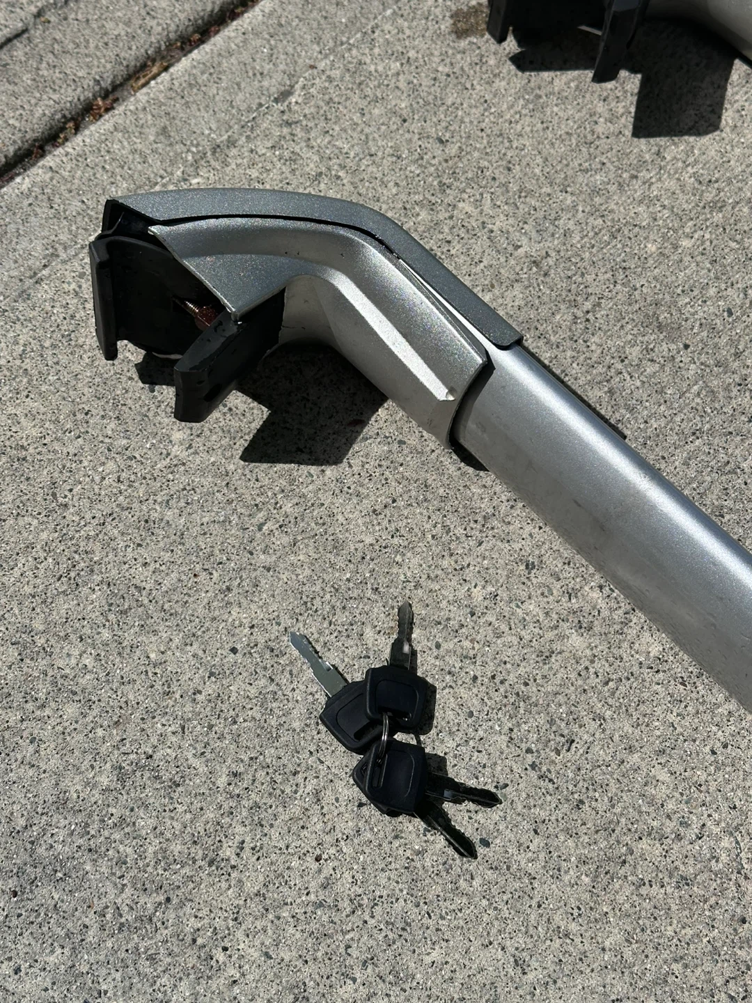 Audi Genuine OEM Silver Roof Rack Cross Bars - photo 4