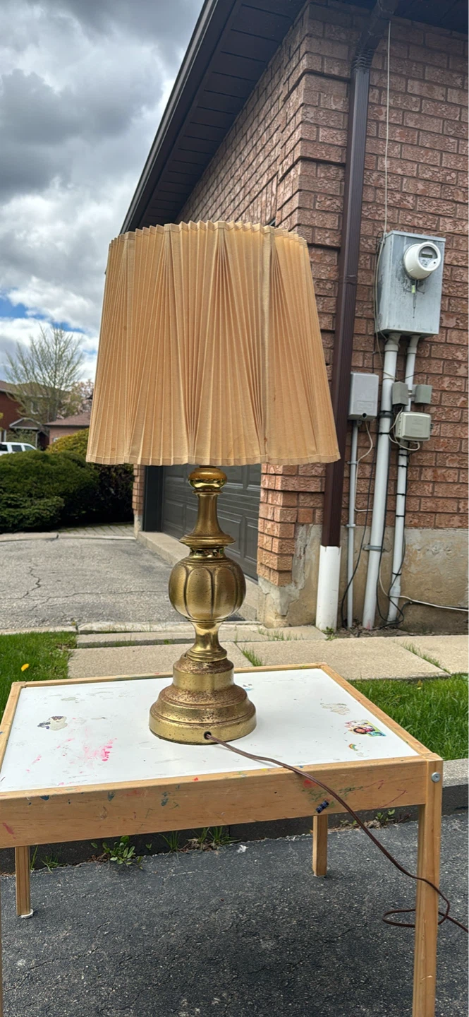 Vintage Gold Table Lamp with Pleated Shade - photo 2