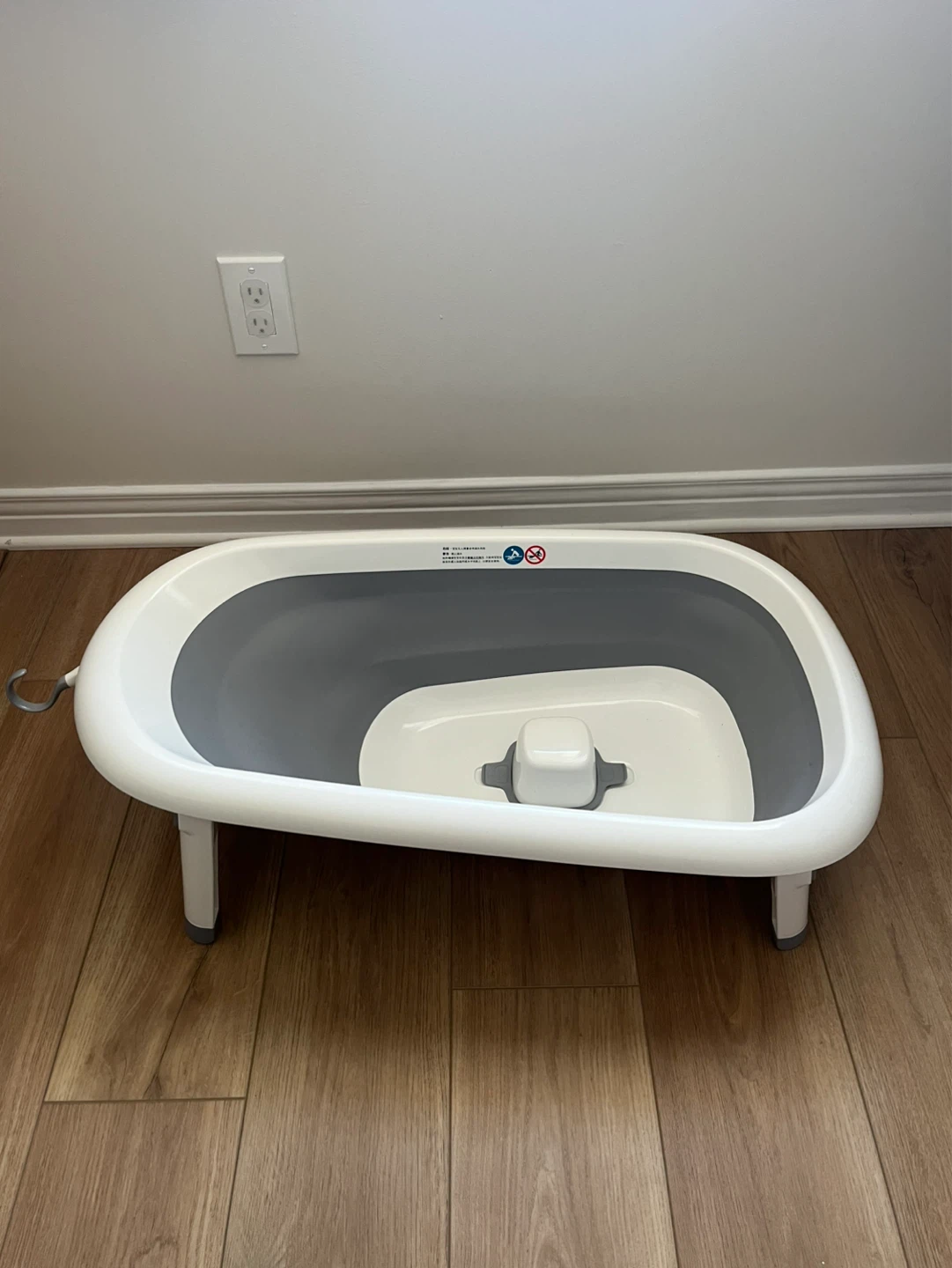 OXO Tot Splash & Store Infant Bath Tub