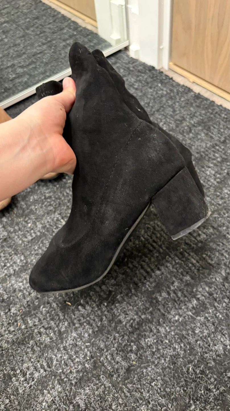 Black Suede Ankle Boots - photo 2