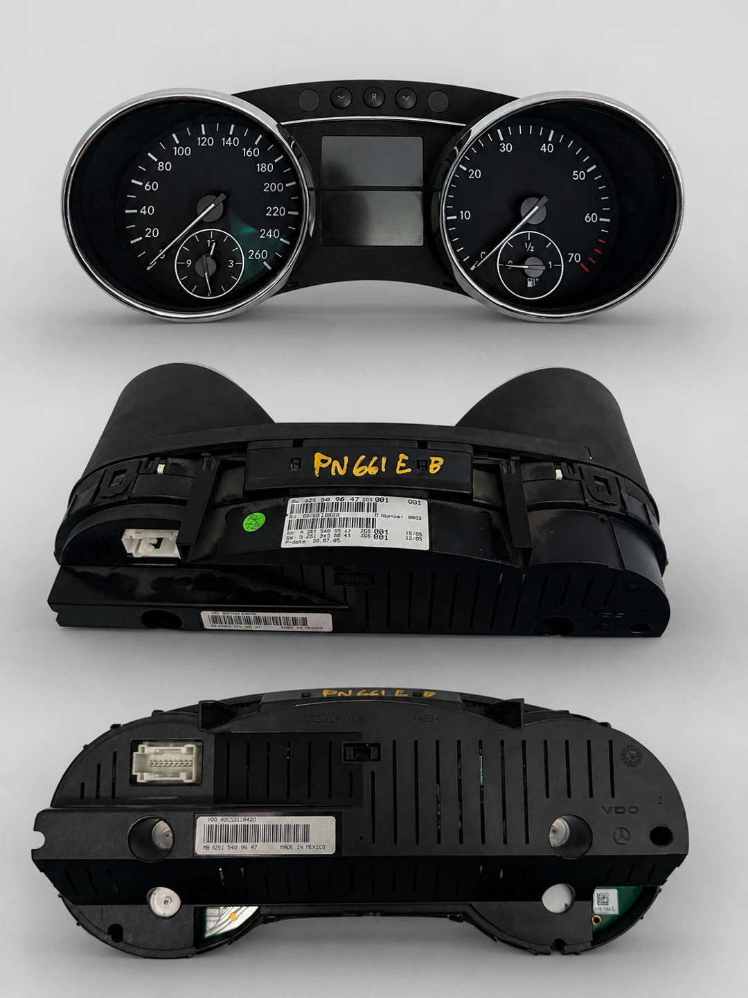 Mercedes-Benz Instrument Cluster PN 661 ERB A2515409647