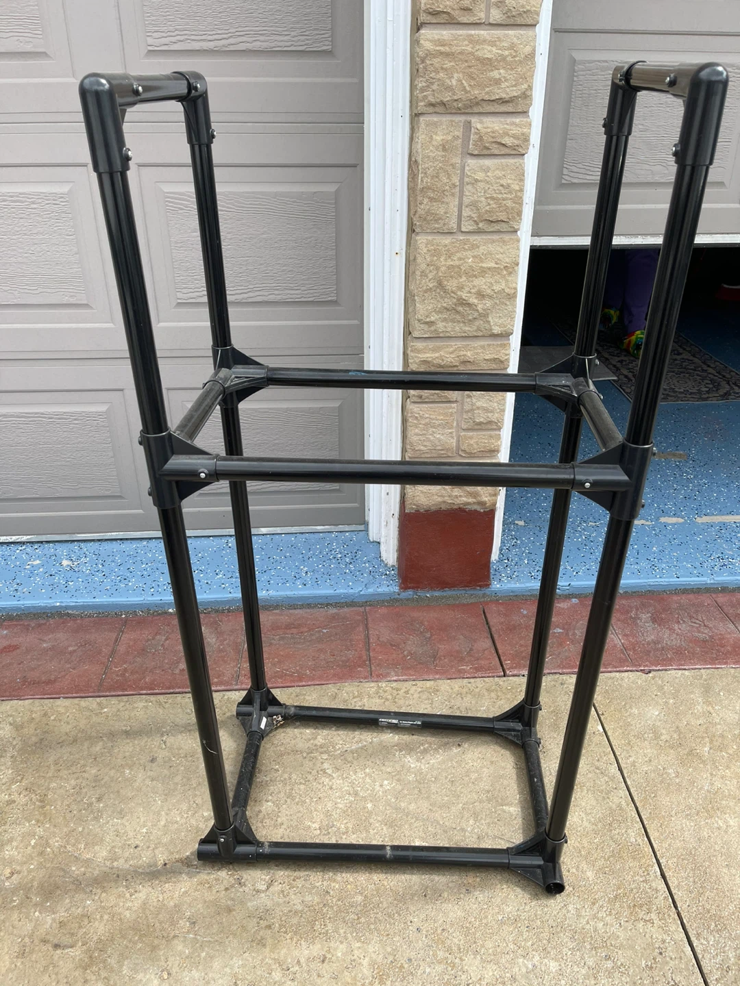Tire rack