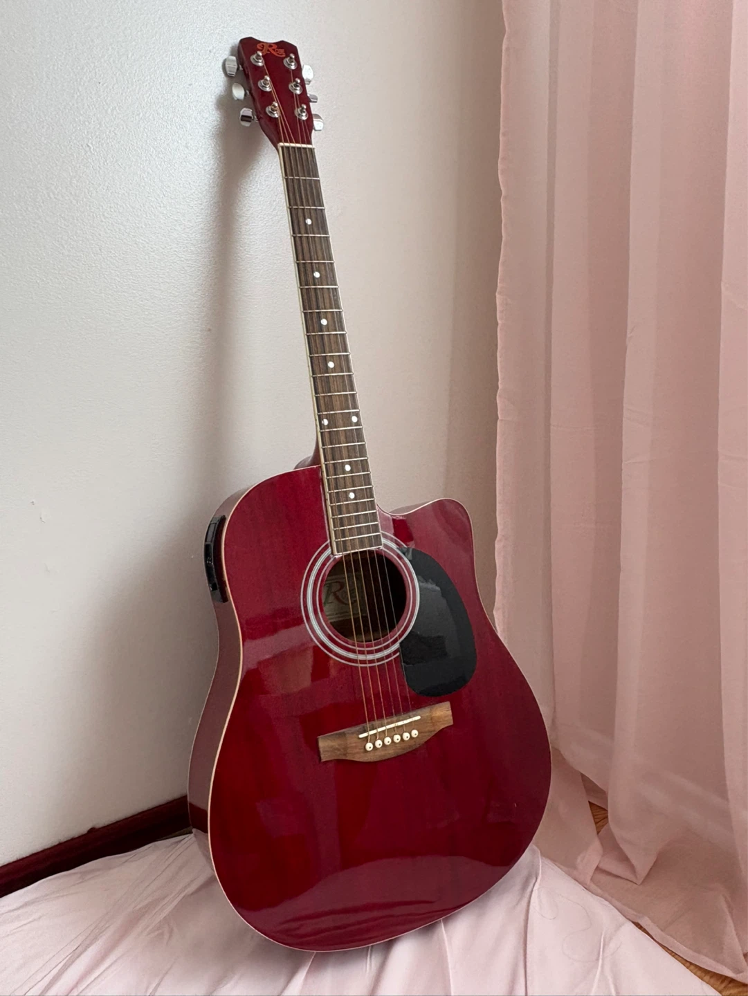 Rose Acoustic Guitar with Gig Bag and Picks