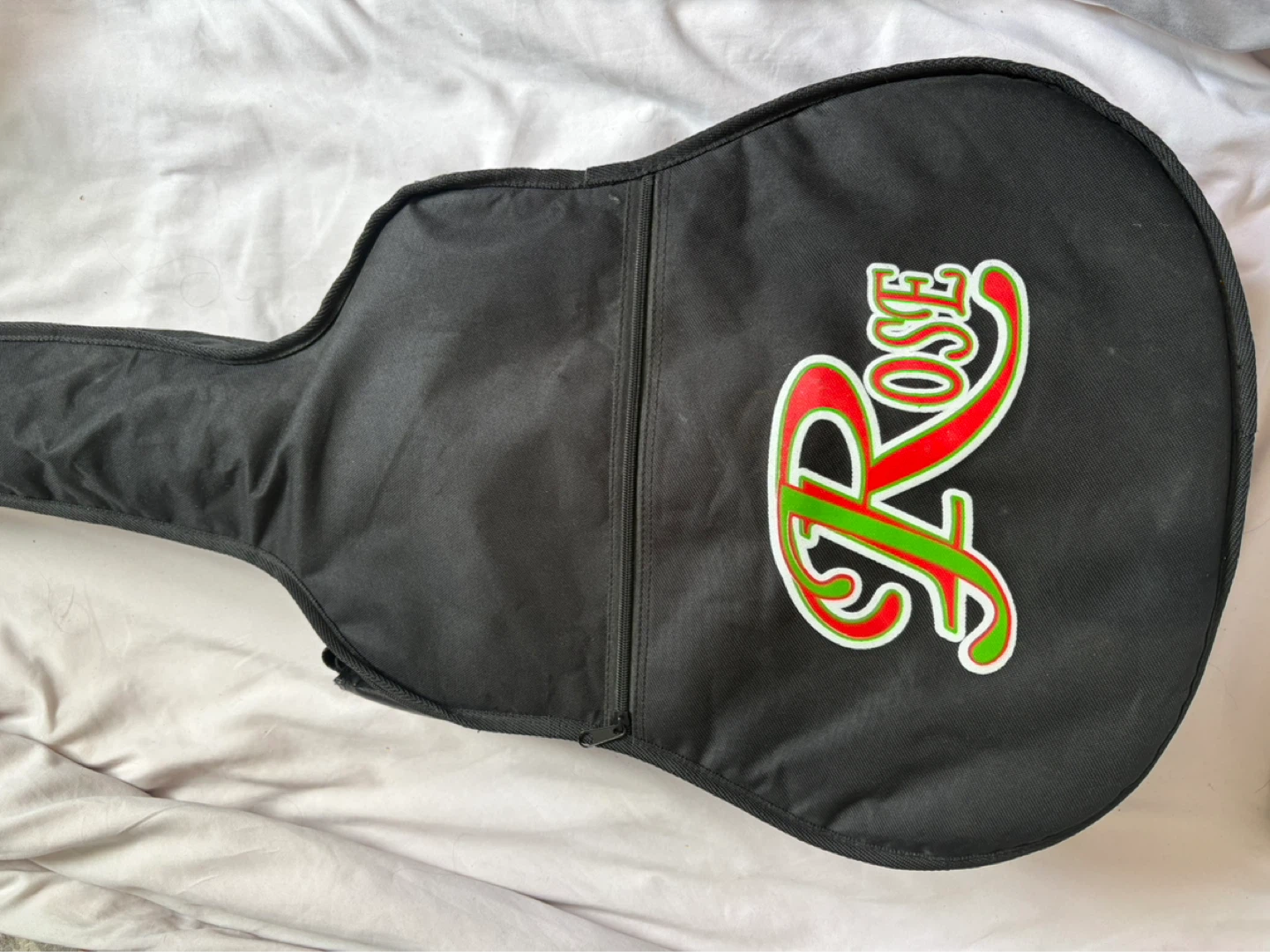 Rose Acoustic Guitar with Gig Bag and Picks - photo 3